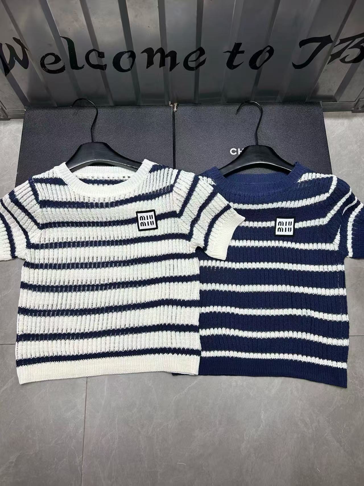 M1UM1U レターストライプ ホローアウト セーター【50％割引+送料無料】