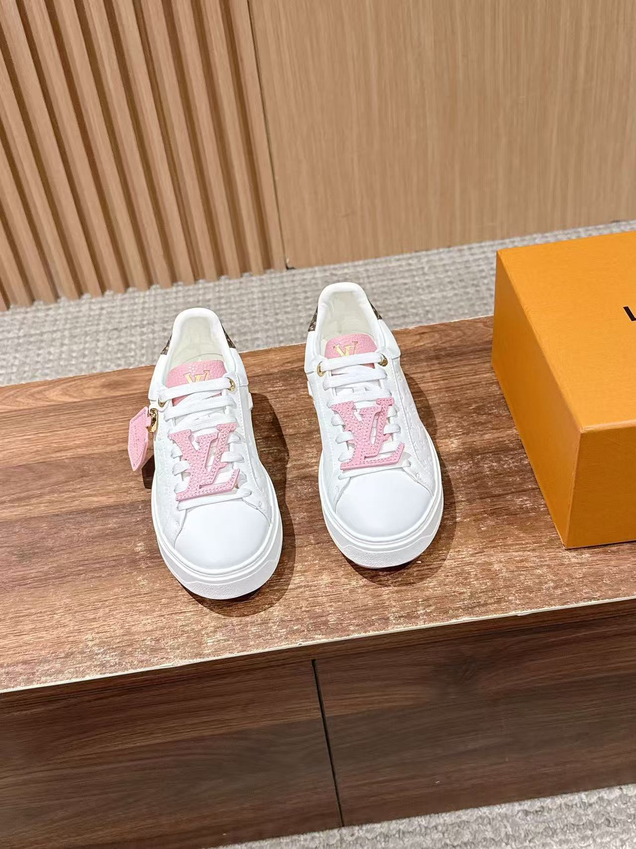 LVの高品質プリントプラットフォームカジュアルシューズ【50％割引+送料無料】