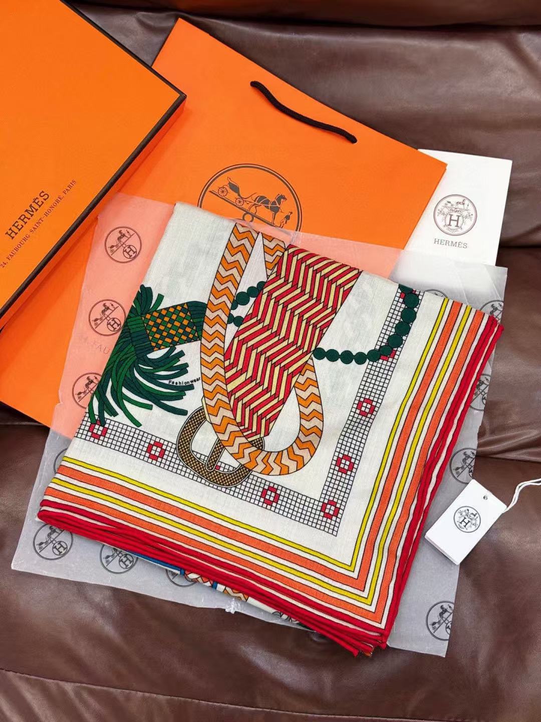 HERME5 高品質プリントシルクスカーフ【50％割引+送料無料】