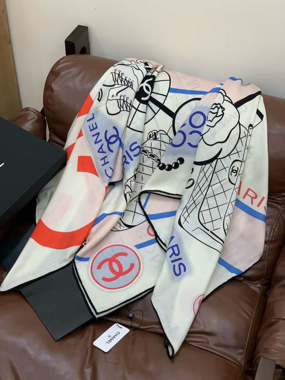 CHANE1 高品質プリントカシミヤシルクスカーフ【50％割引+送料無料】