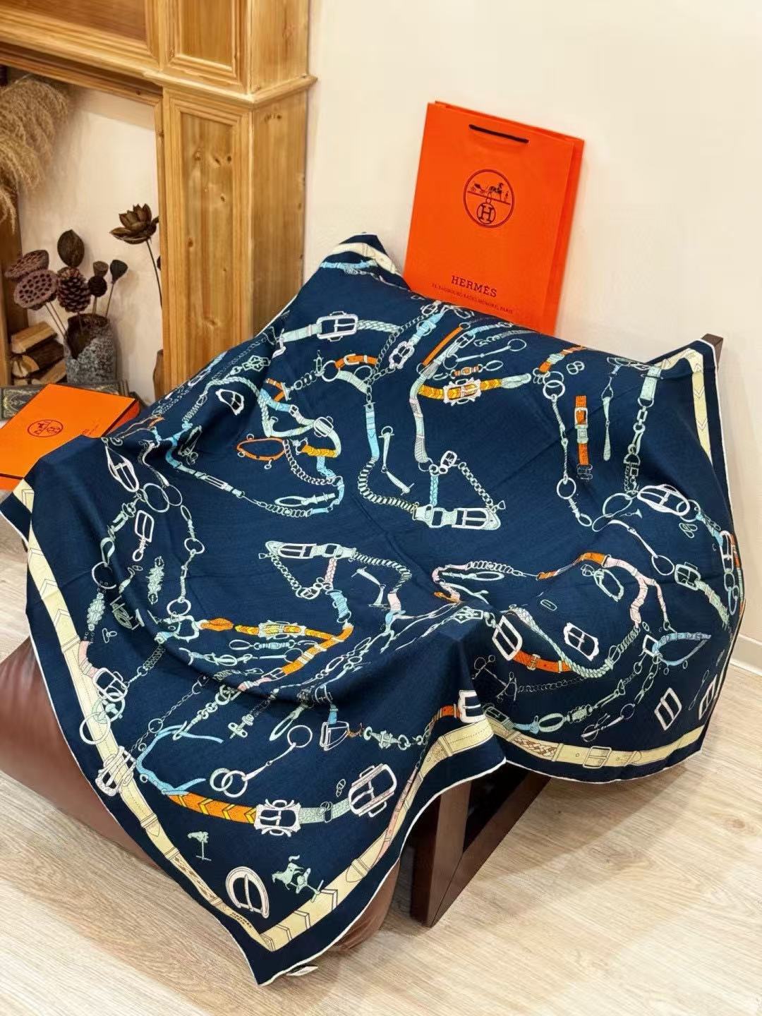 HERME5 高品質両面プリントカシミアスカーフ【50％割引+送料無料】