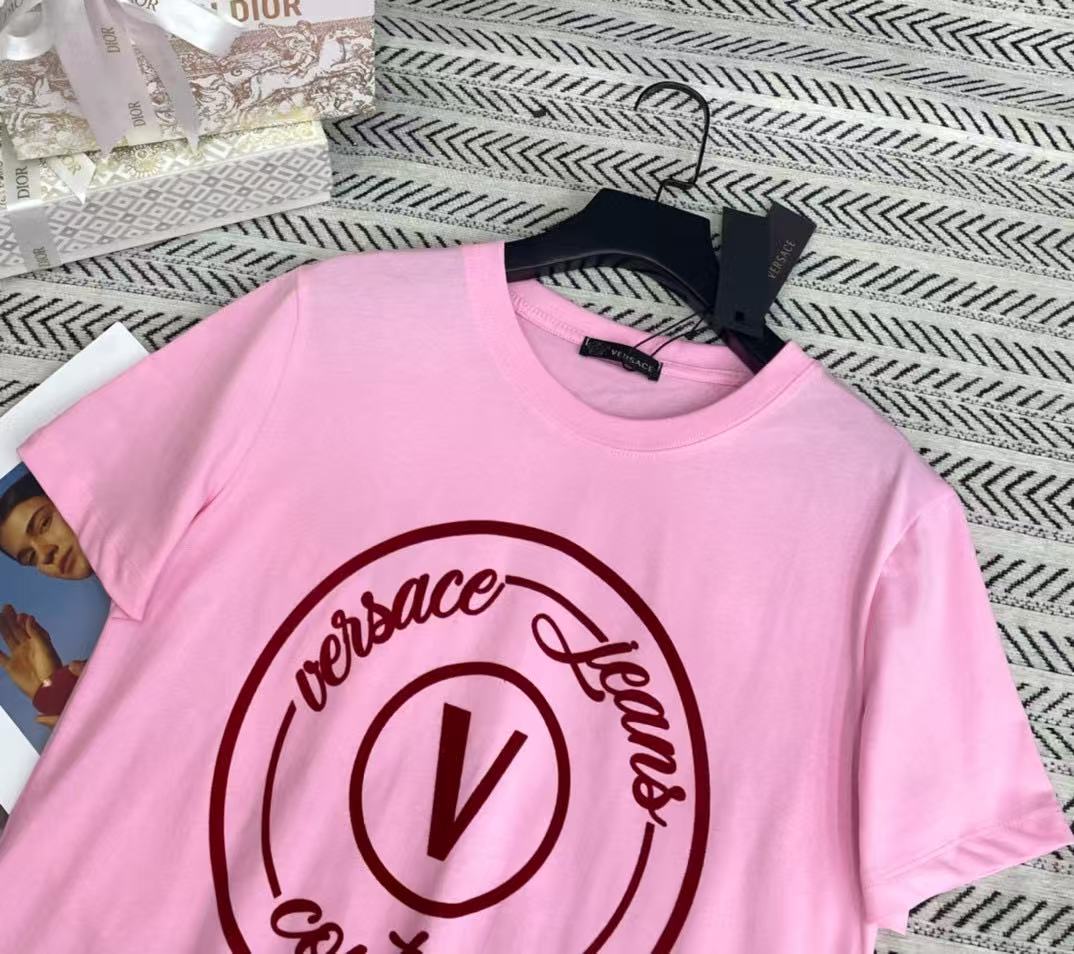 VERSACE グラフィティレター V フロックTシャツ【50％割引+送料無料】