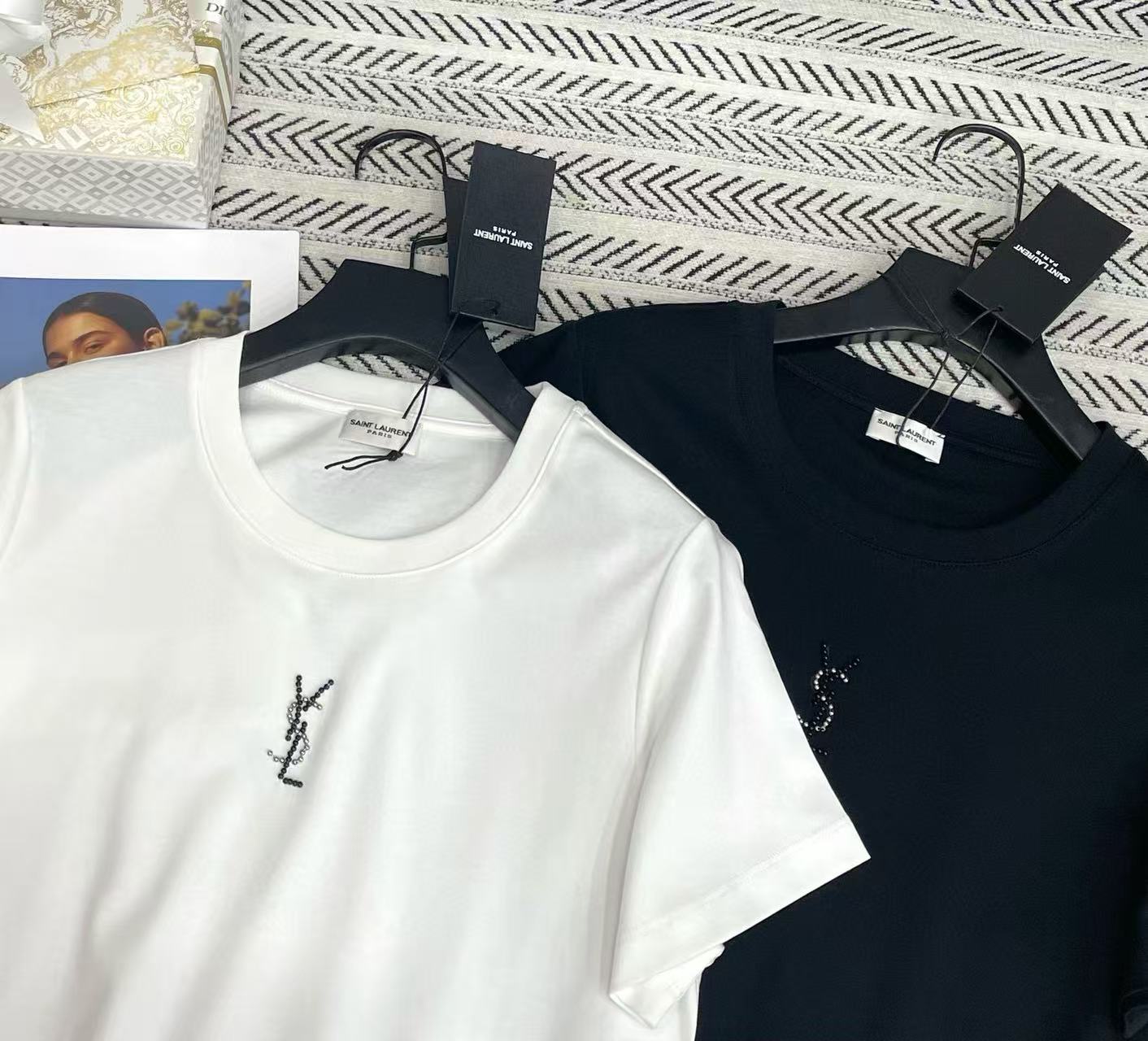 YSL ハンドステッチ ロゴ レター Tシャツ【50％割引+送料無料】