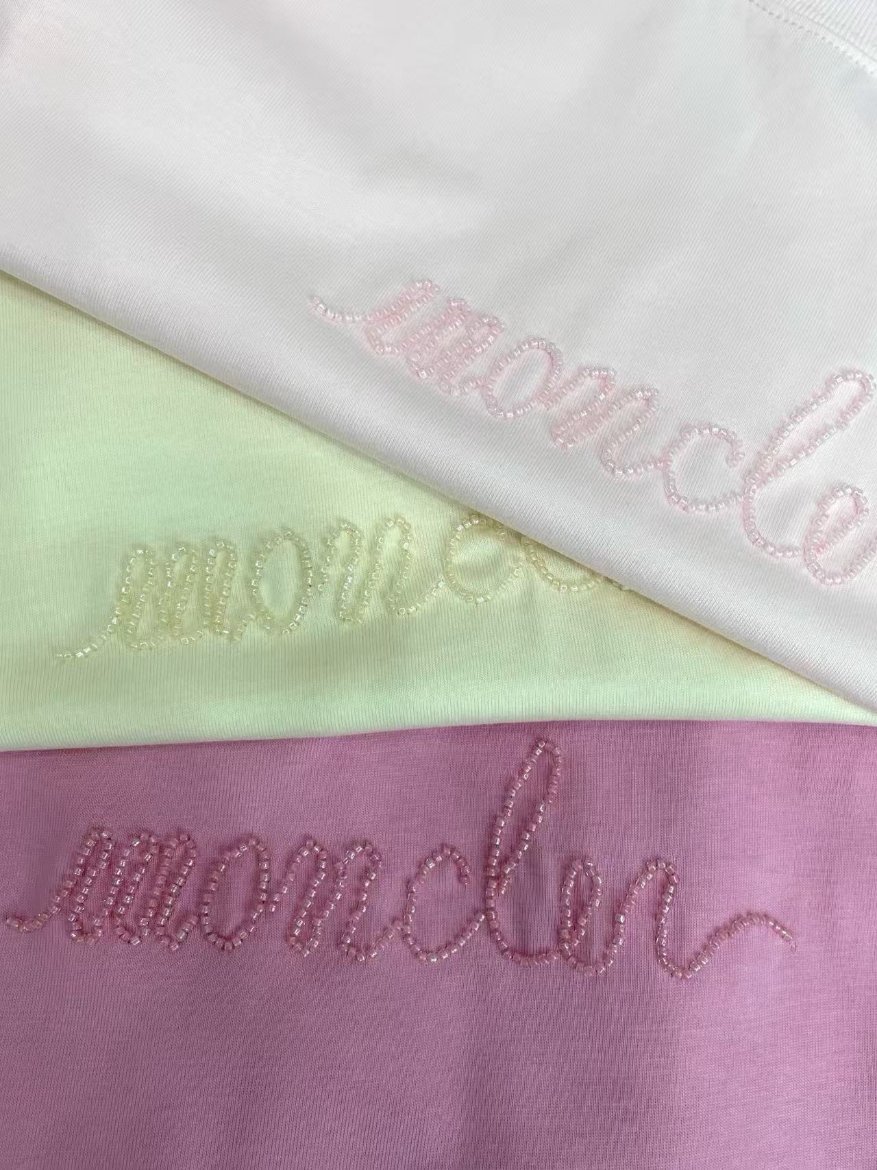 MONCLER ハンドステッチ ビーズ レター Tシャツ【50％割引+送料無料】