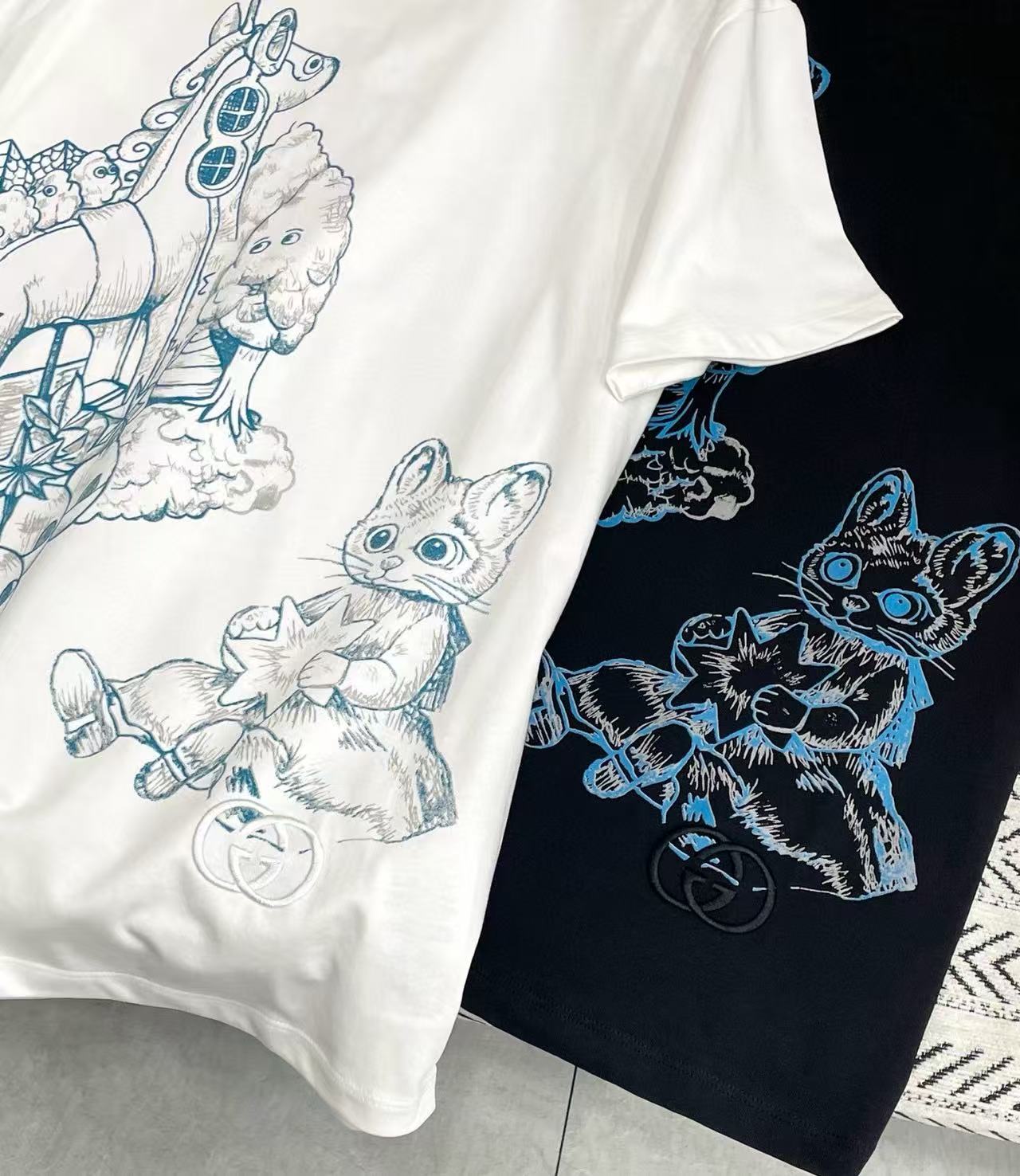 GUCC1 グラフィティ ポニー＆キャット Tシャツ【50％割引+送料無料】