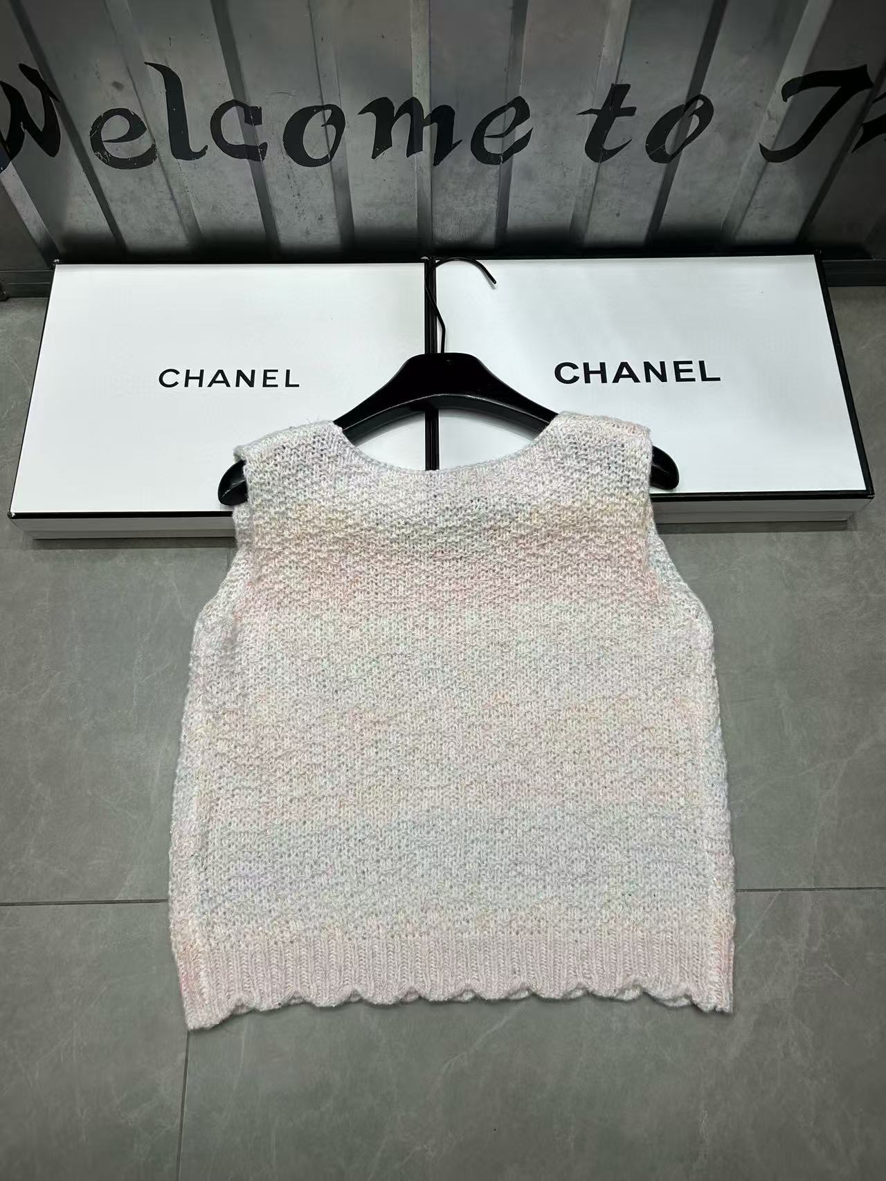 CHANE1 グラデーション ダブルC ウールベスト【50％割引+送料無料】