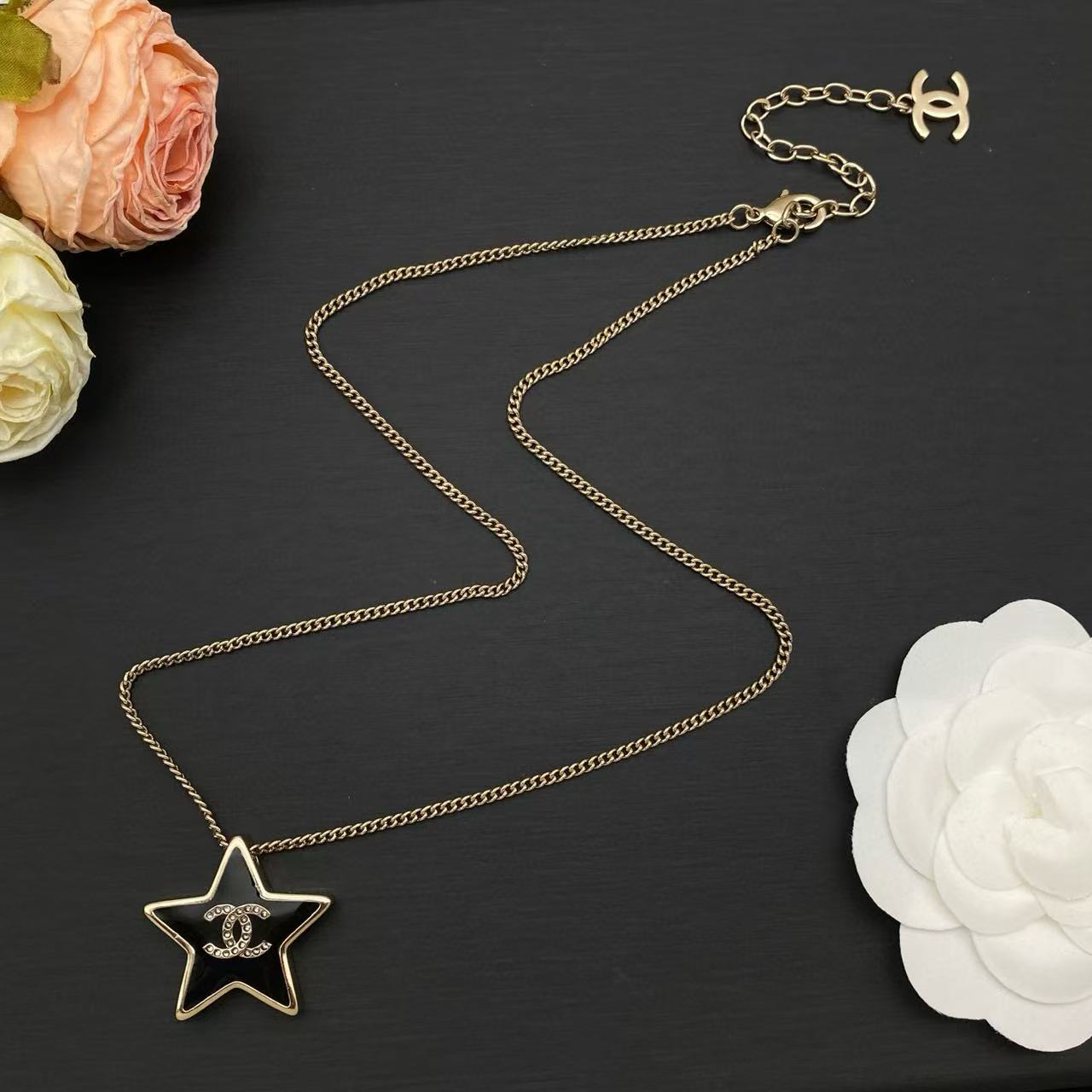 CHANE1 ダブルC ファイブポインテッドスターネックレス【50％割引+送料無料】