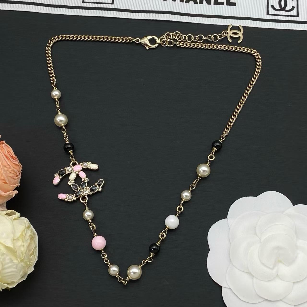 CHANE1 ダブルC カラーブロック パールネックレス【50％割引+送料無料】