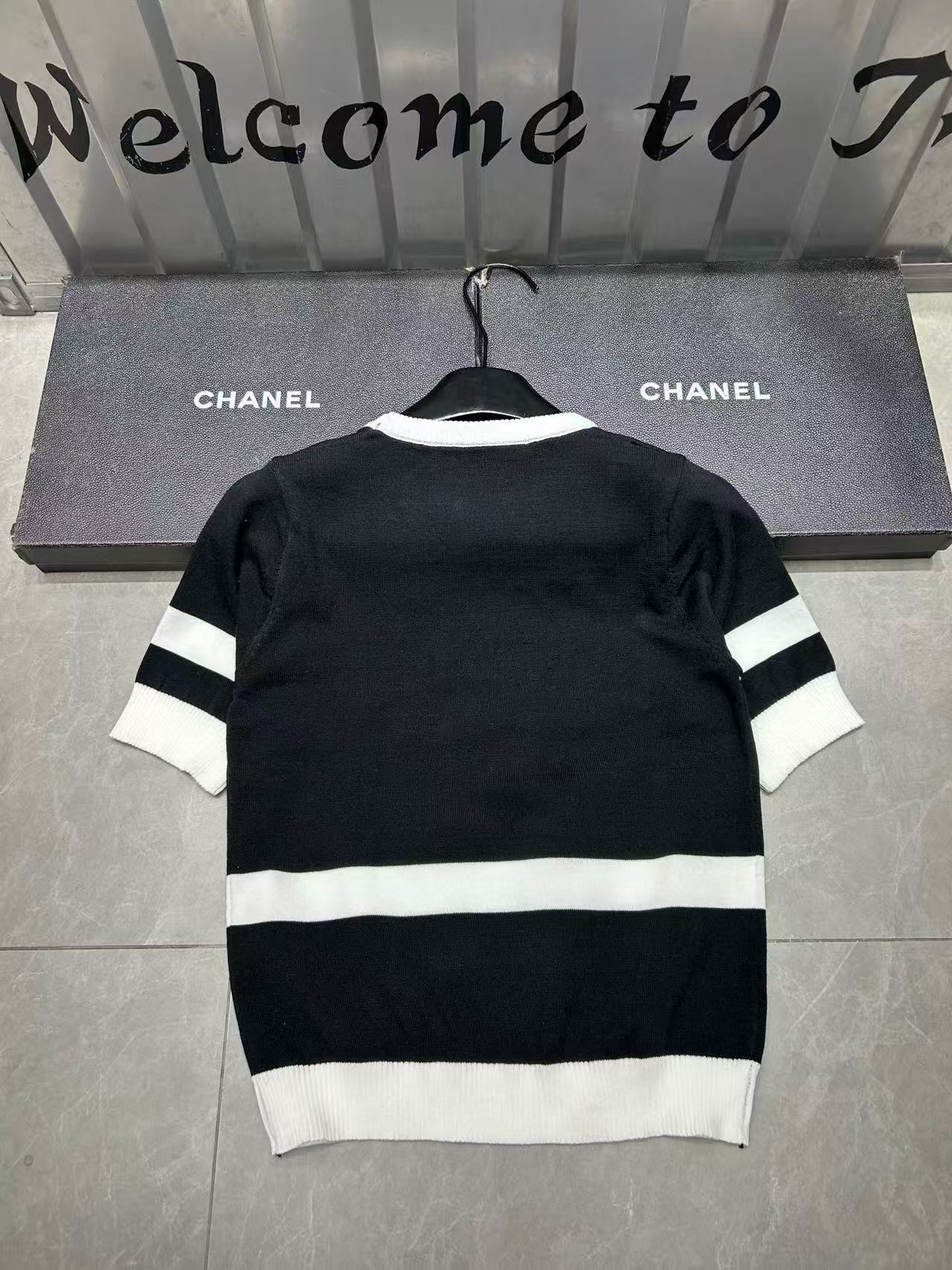 CHANE1 ダブルC刺繍レター半袖セーター【50％割引+送料無料】