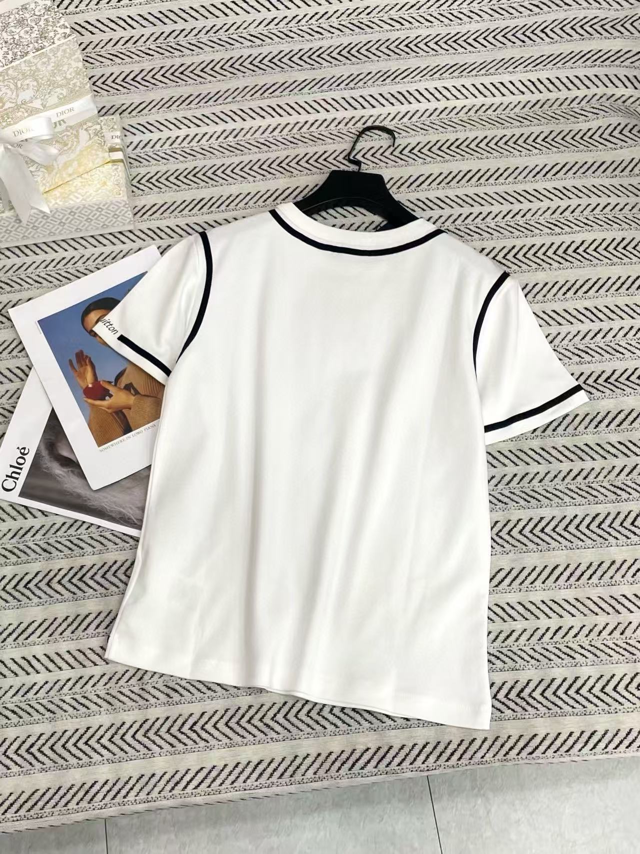 LVチェーンのブラック＆ホワイトカラーブロックTシャツ【50％割引+送料無料】