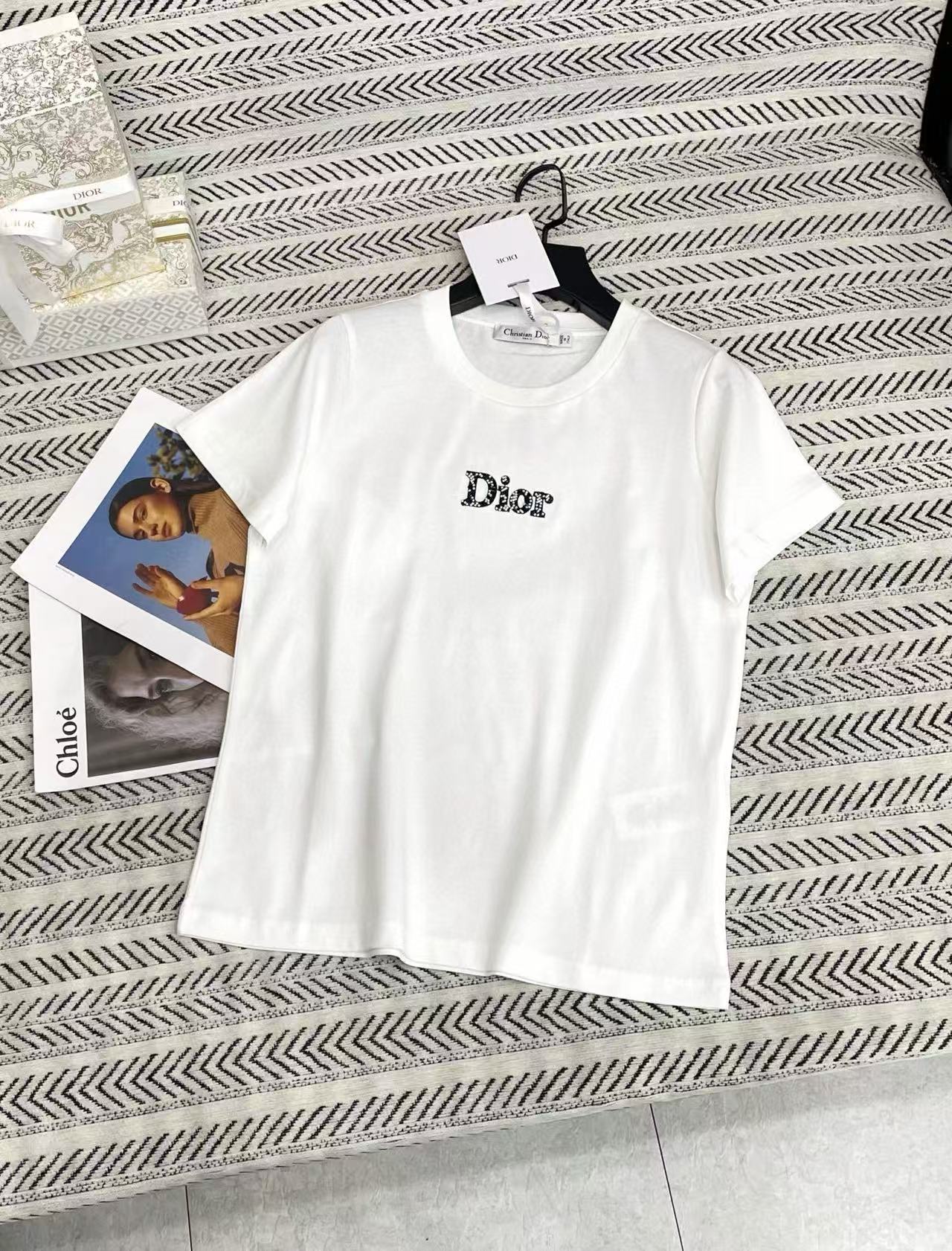 DIOR ハンドビーズ レター Tシャツ【50％割引+送料無料】