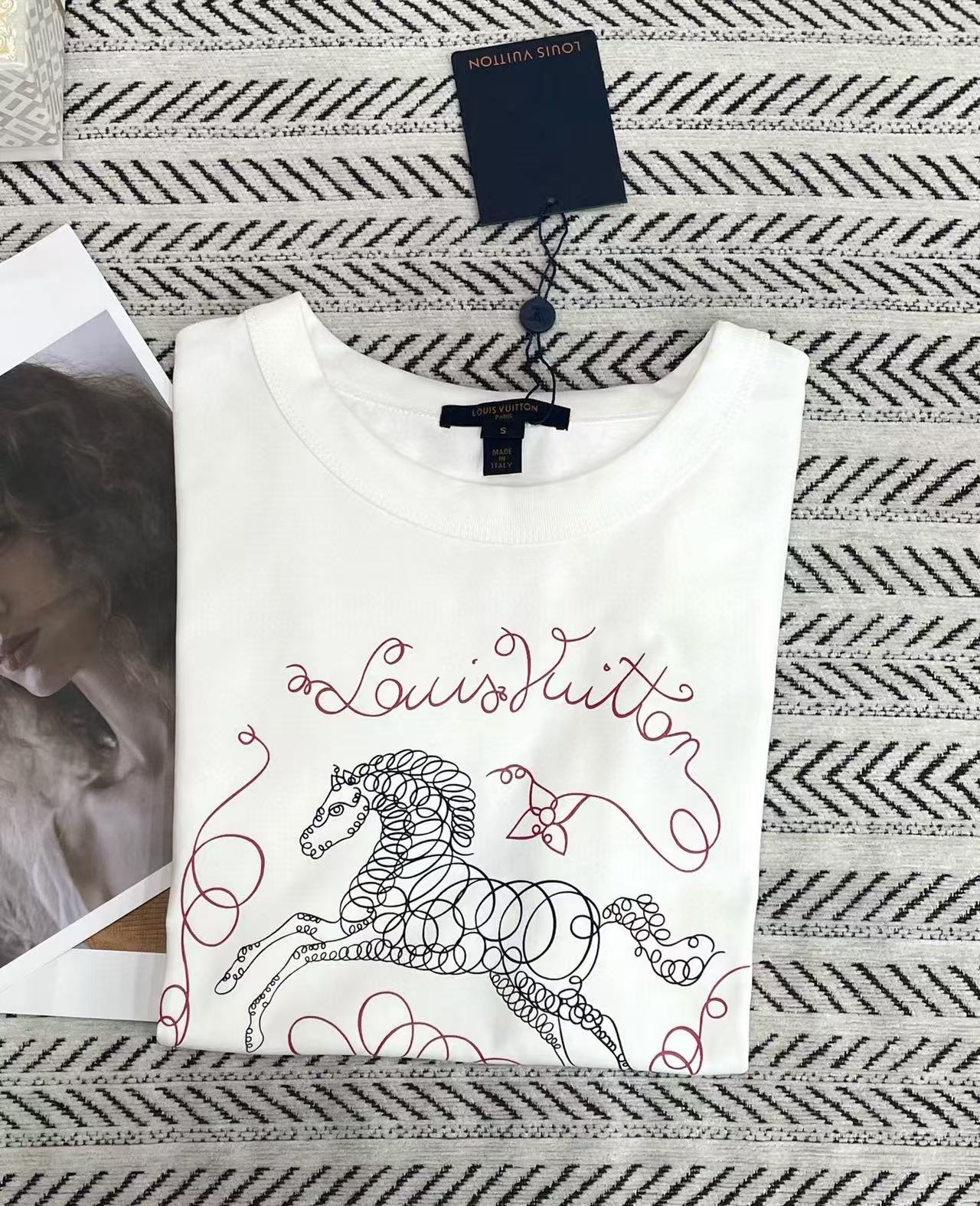 LVグラフィティ 四つ葉のクローバーとポニーTシャツ【50％割引+送料無料】【50％割引+送料無料】