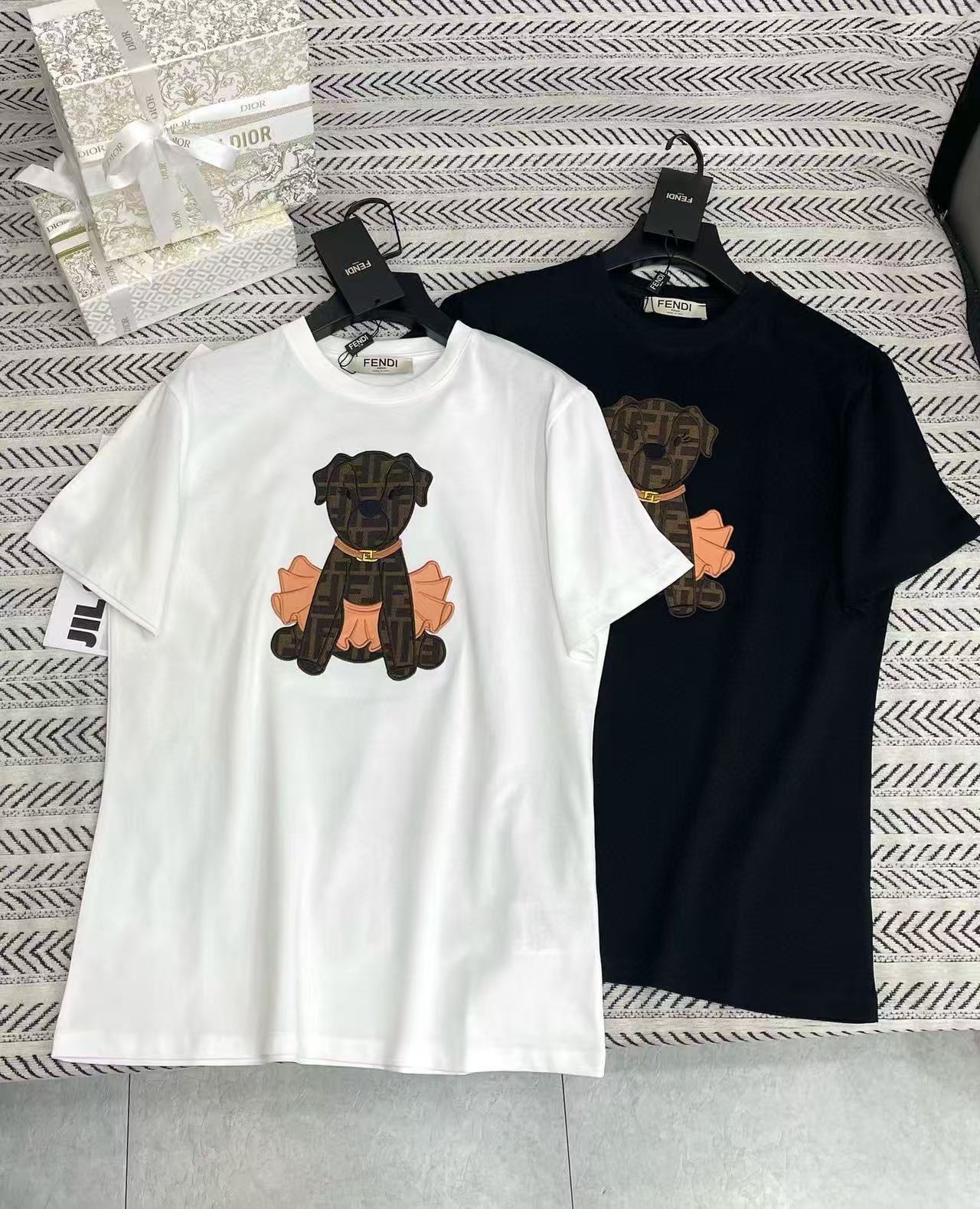 FEND1 漫画刺繍子犬Tシャツ【50％割引+送料無料】