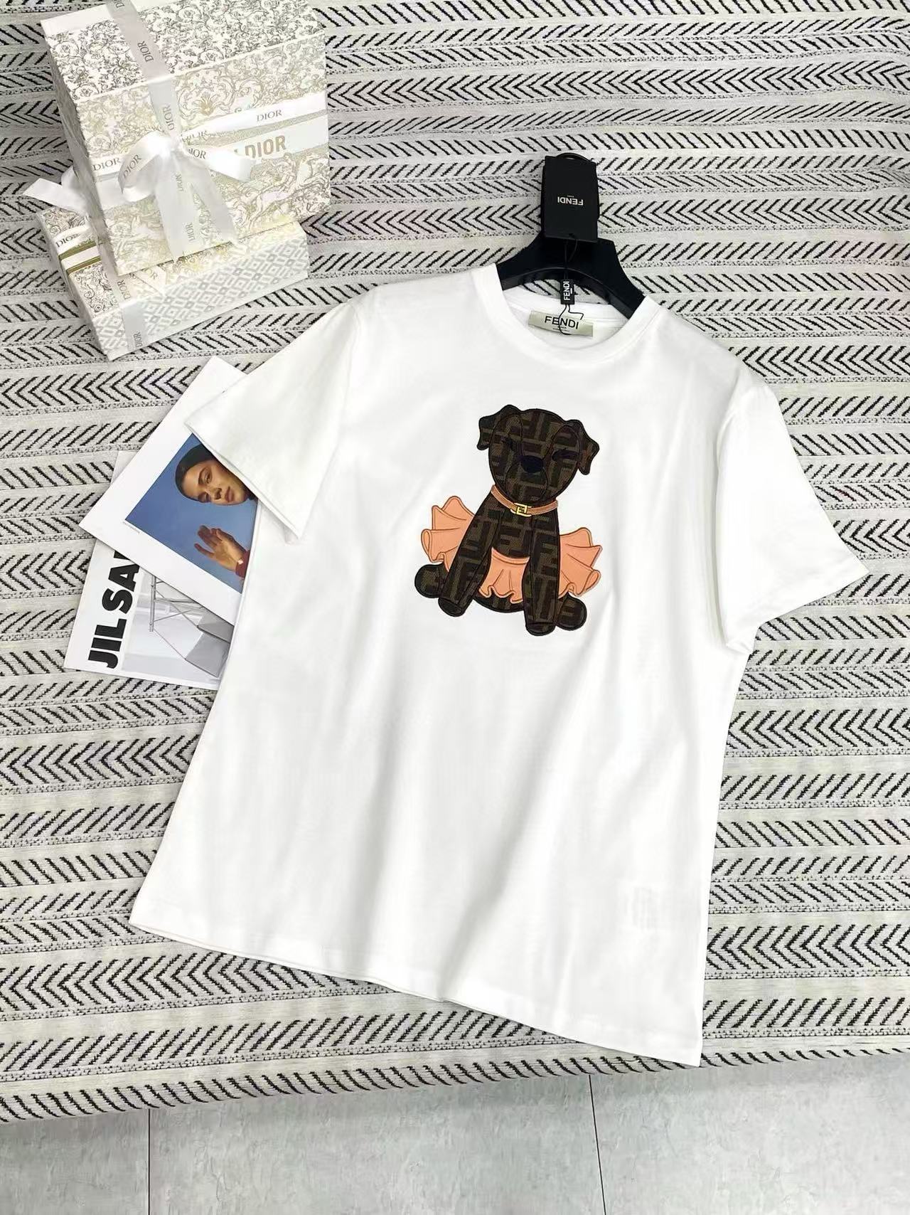 FEND1 漫画刺繍子犬Tシャツ【50％割引+送料無料】