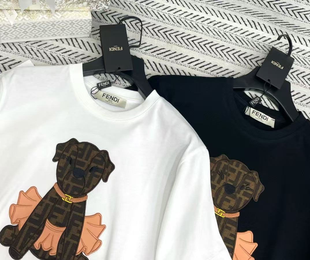 FEND1 漫画刺繍子犬Tシャツ【50％割引+送料無料】