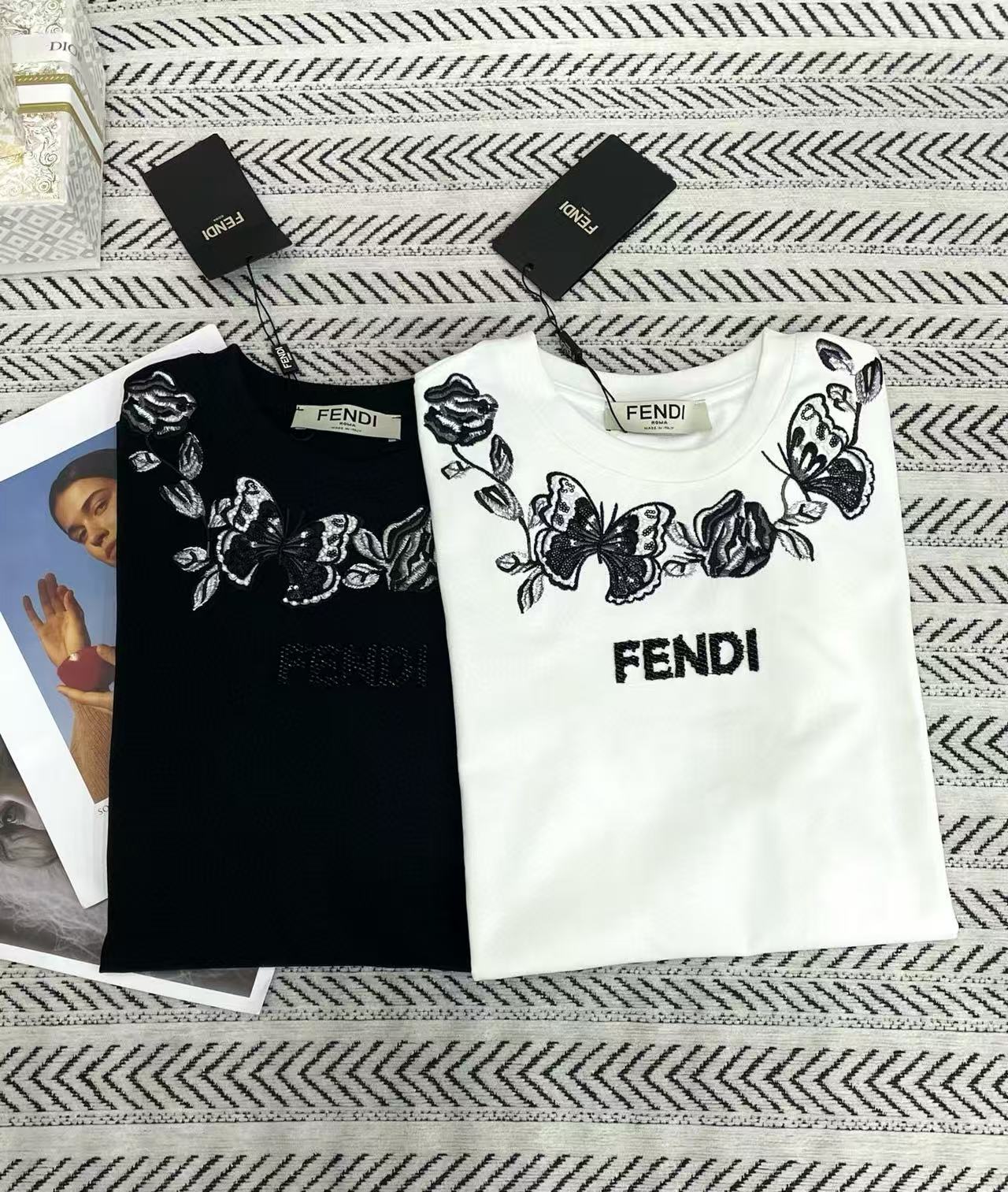 FEND1 ボウエンブロイダリー ハンドビーズ レターTシャツ【50％割引+送料無料】
