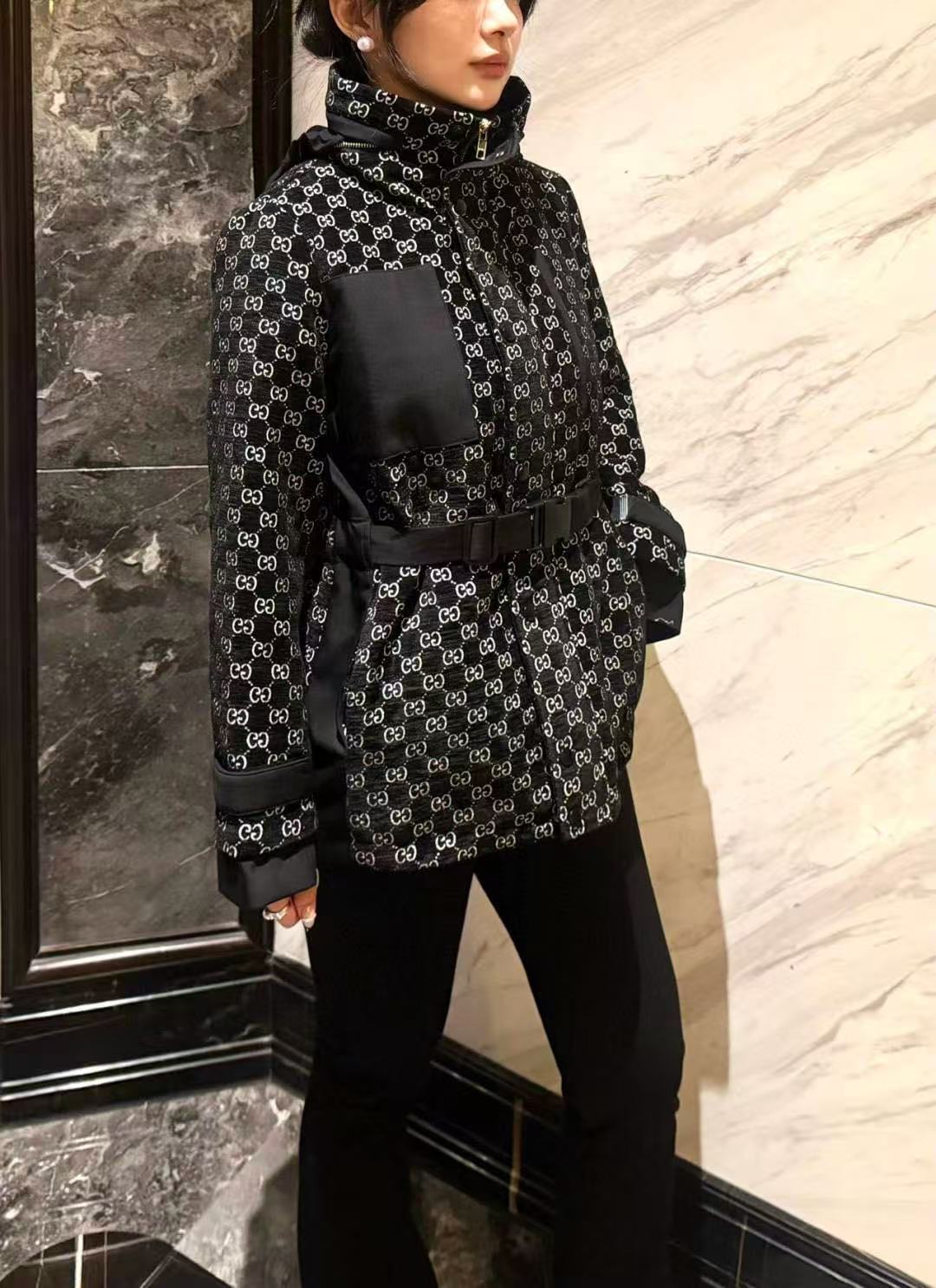 GUCC1 ジャカード スタンドカラー ベルト付きジャケット + パンツ ツーピースセット【50％割引+送料無料】