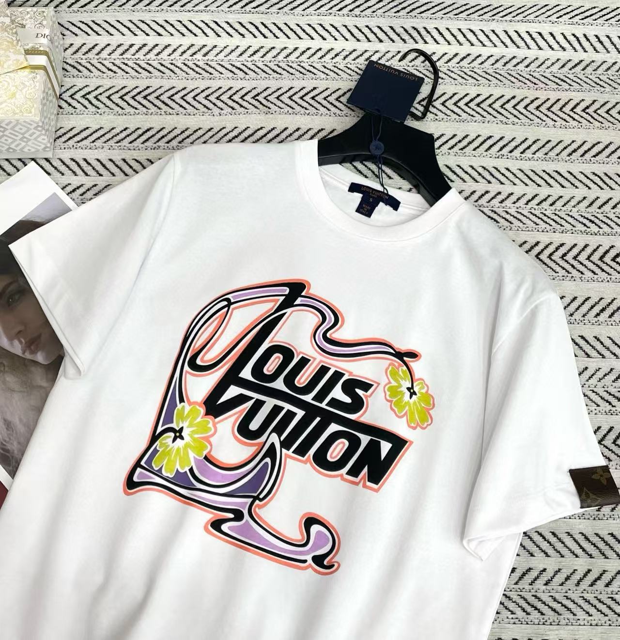 LVプリントレターTシャツ【50％割引+送料無料】
