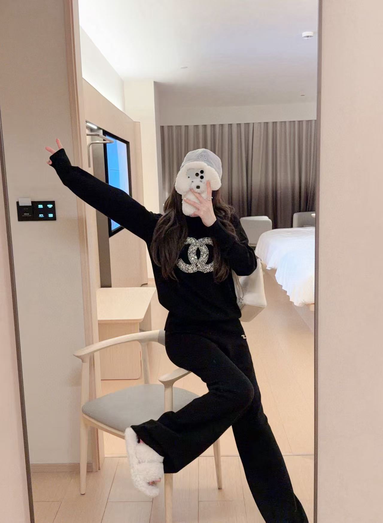 CHANE1 ダブルC ラインストーンスタッズウール ツーピースセット【50％割引+送料無料】