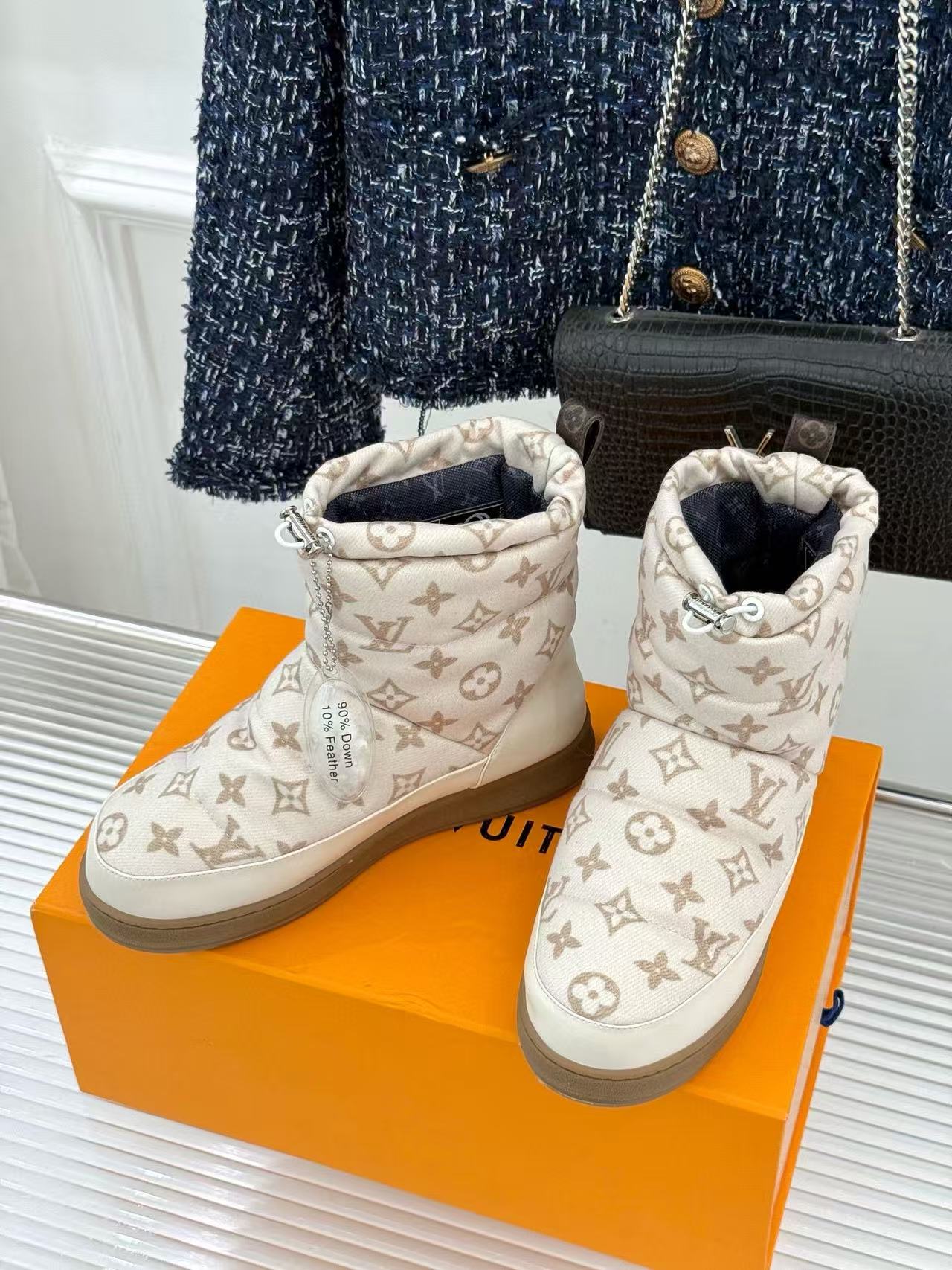 LVの高品質プリントダウンスノーブーツ【50％割引+送料無料】