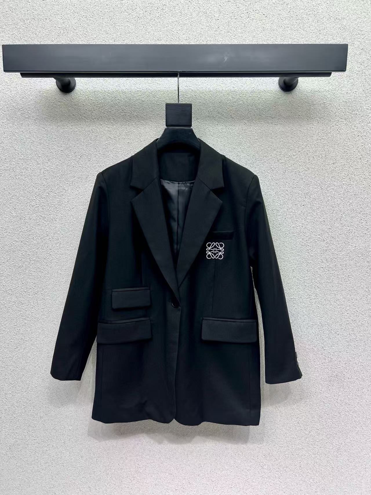 L0WEW 刺繍ロゴ ベルト付きジャケット【50％割引+送料無料】