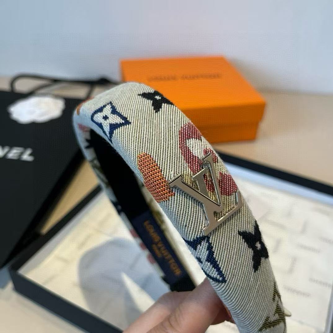 LVプリントロゴヘッドバンド【50％割引+送料無料】