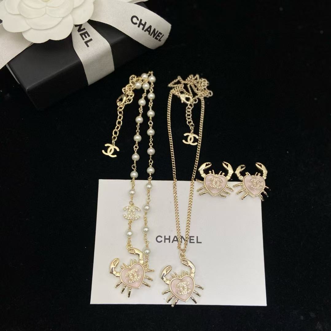 CHANE1 ダブルC カニネックレス＆イヤリングセット（3点）【50％割引+送料無料】