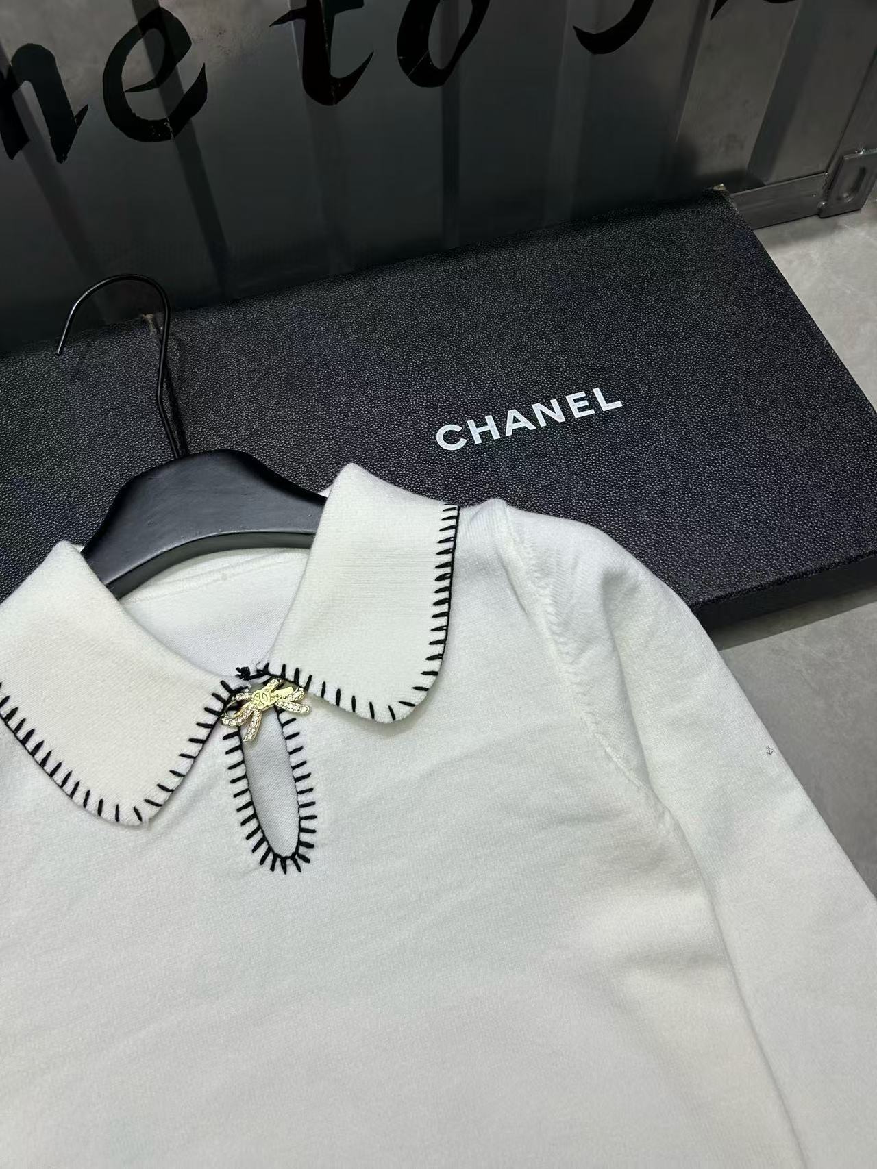 CHANE1 ボウタイカラーウールセーター【50％割引+送料無料】