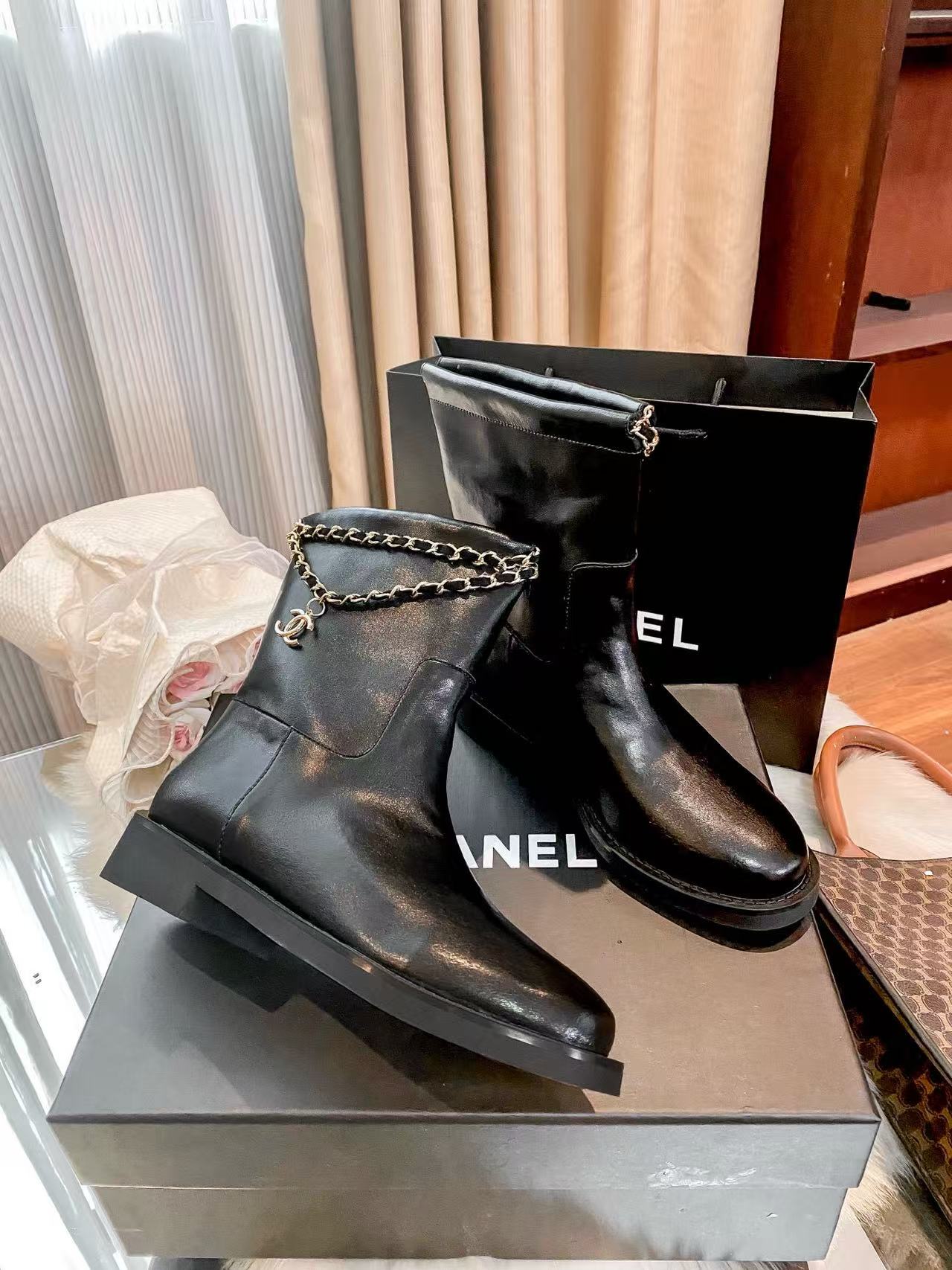 CHANE1 ダブルCチェーンアンクルブーツ【50％割引+送料無料】