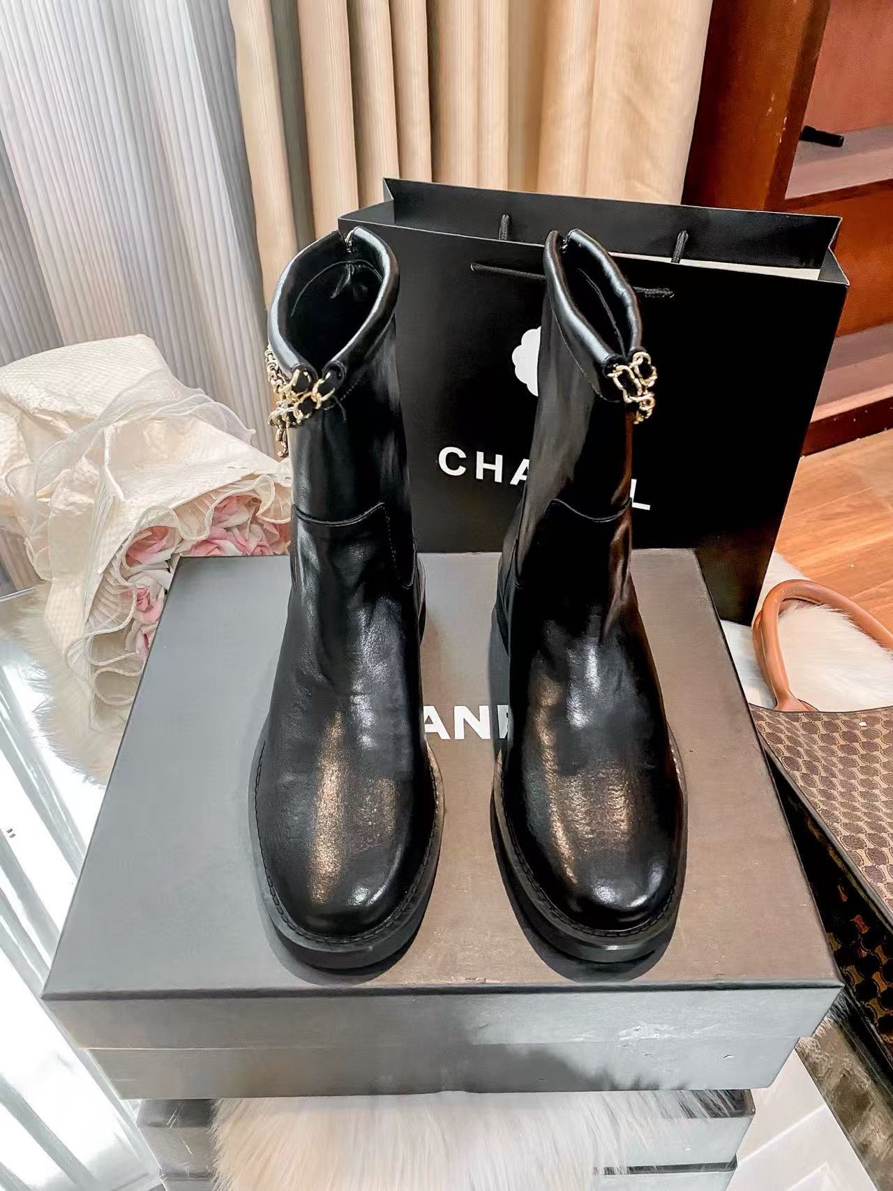 CHANE1 ダブルCチェーンアンクルブーツ【50％割引+送料無料】