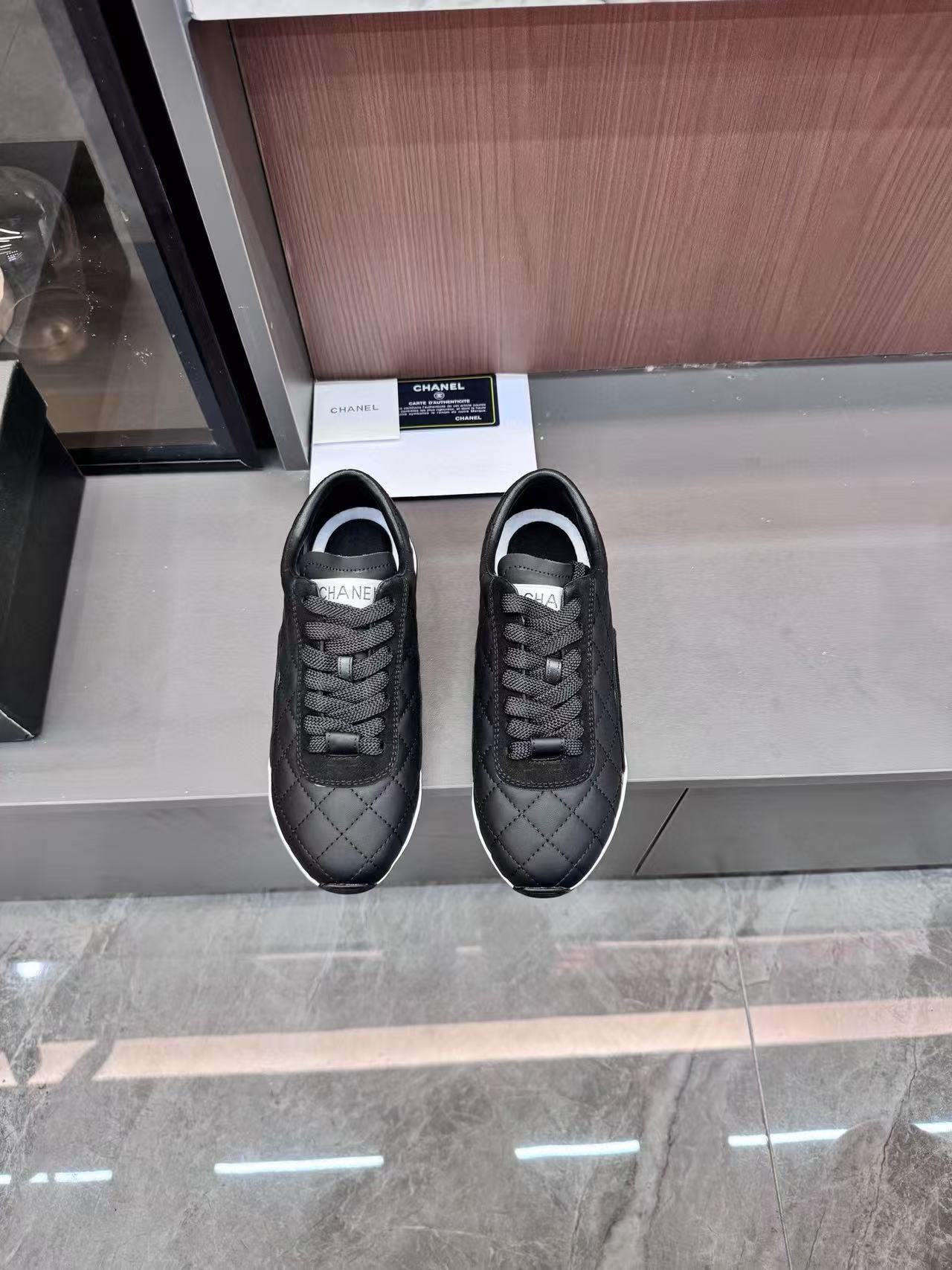 CHANE1 チェック柄ダブルCカジュアルシューズ【50％割引+送料無料】