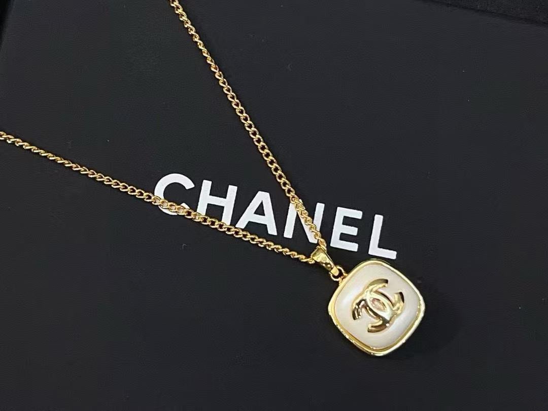 CHANE1 ダブルC ミニマリストネックレス【50％割引+送料無料】
