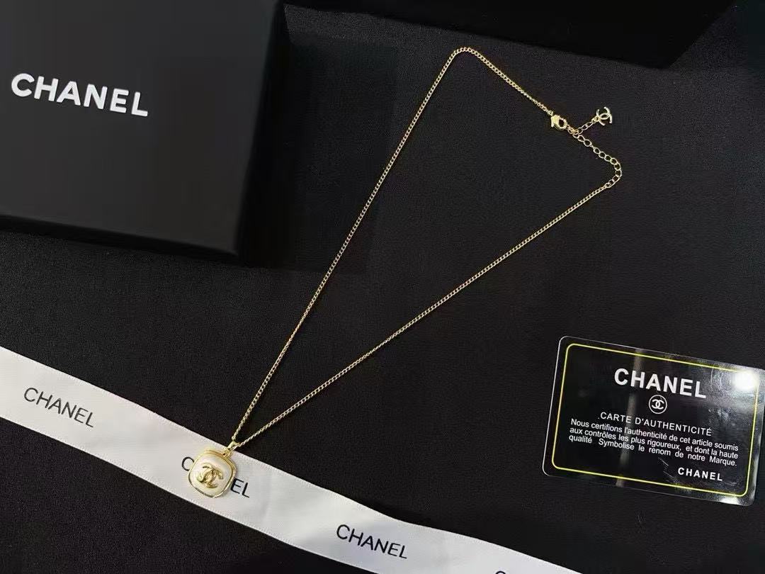 CHANE1 ダブルC ミニマリストネックレス【50％割引+送料無料】