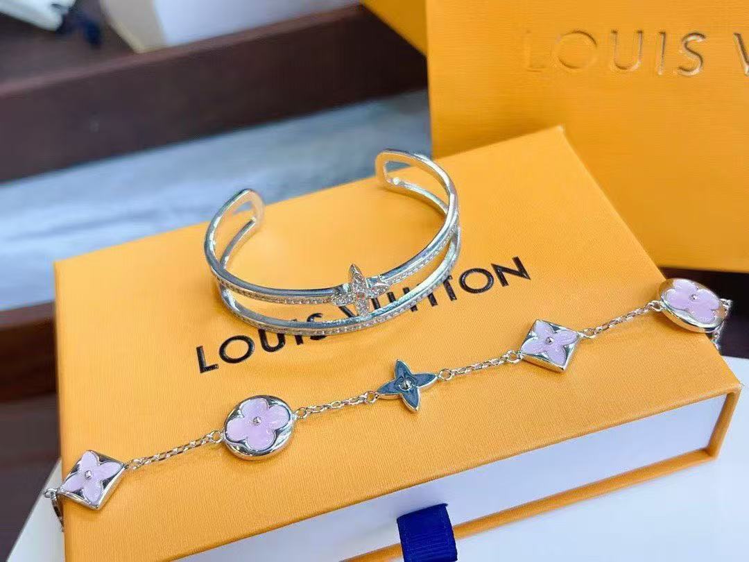 LV四つ葉のクローバーブレスレット＋バングル2点セット【50％割引+送料無料】