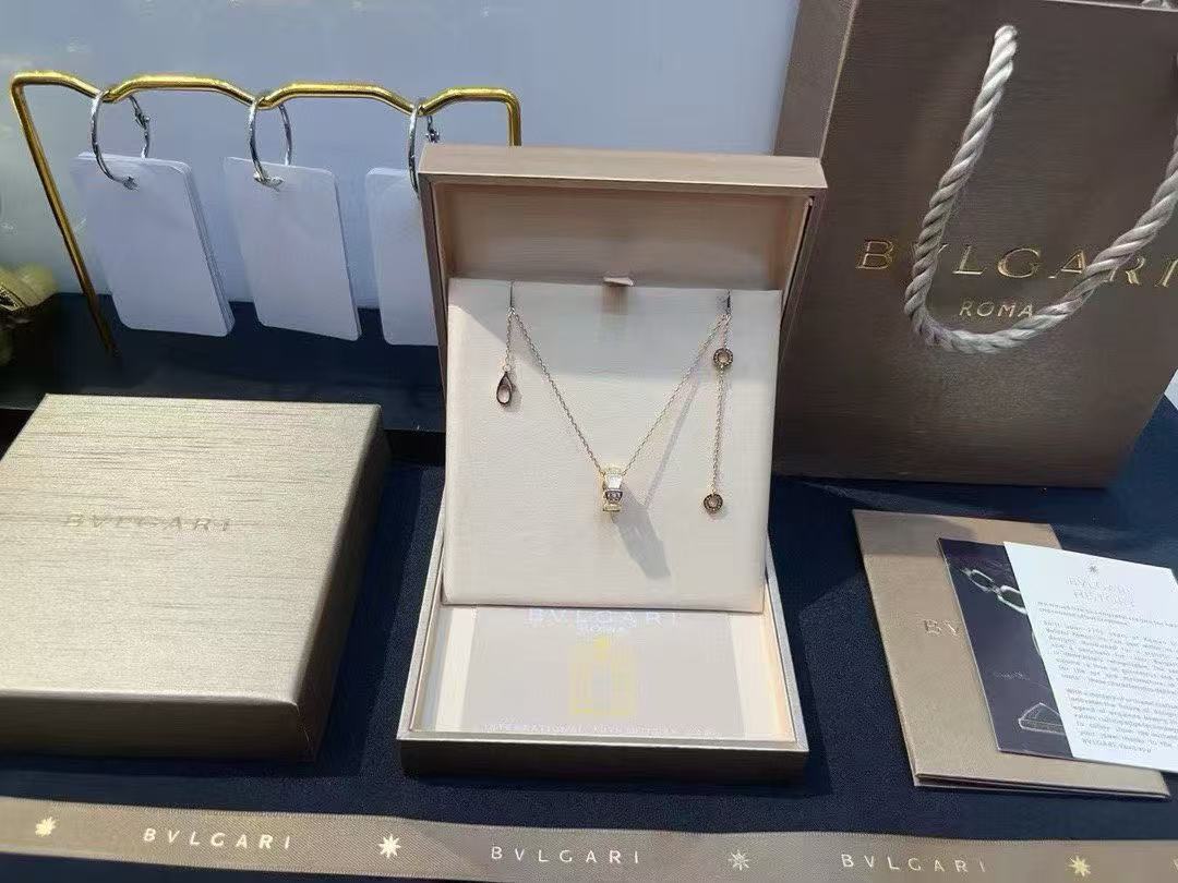 BVLGAR1 スネークボーン ダイヤモンドネックレス【50％割引+送料無料】