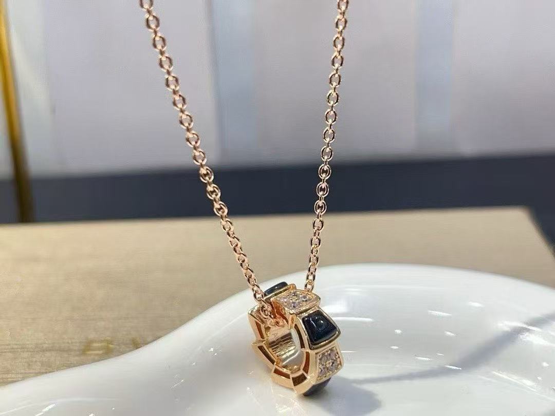 BVLGAR1 スネークボーン ダイヤモンドネックレス【50％割引+送料無料】