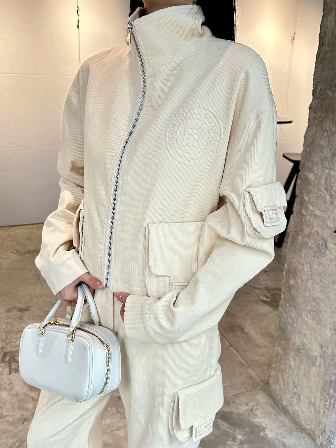 FEND1 コーデュロイカラージャケット+トラウザーズ ツーピースセット【50％割引+送料無料】