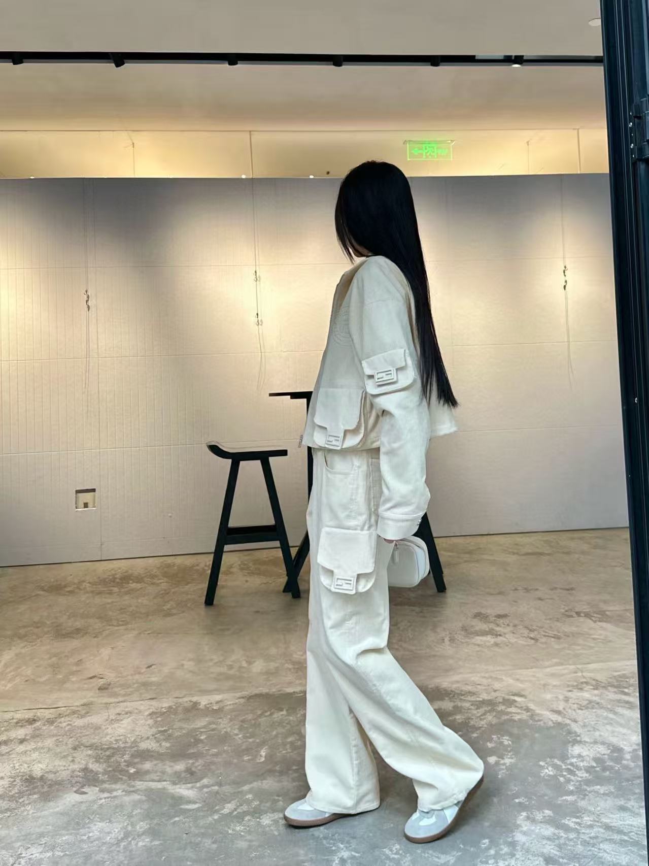 FEND1 コーデュロイカラージャケット+トラウザーズ ツーピースセット【50％割引+送料無料】