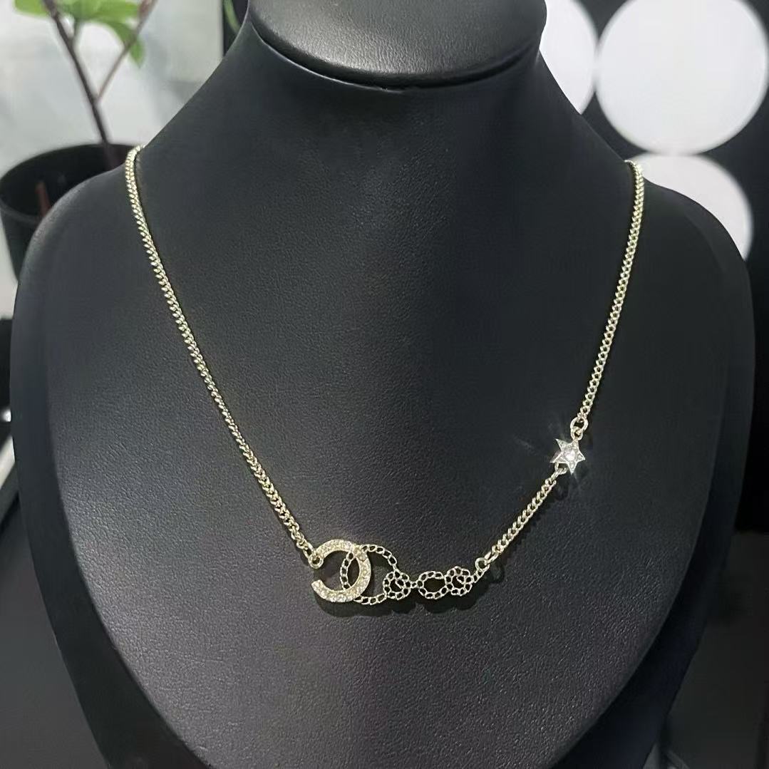 CHANE1 ダブルC 透かし彫りチェーン ココネックレス【50％割引+送料無料】