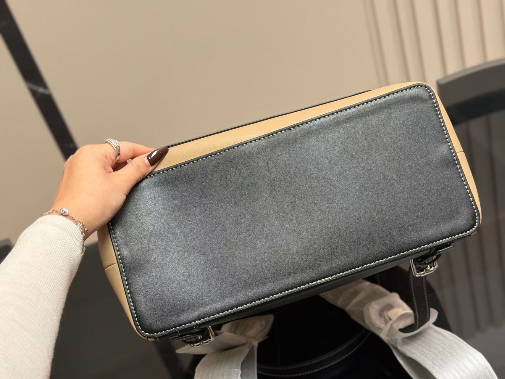 L0WEW カラーブロック メンズ バックパック【50％割引+送料無料】