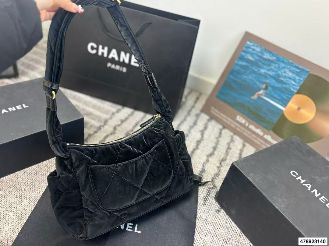 CHANE1 スキーアンダーアームバッグ【50％割引+送料無料】