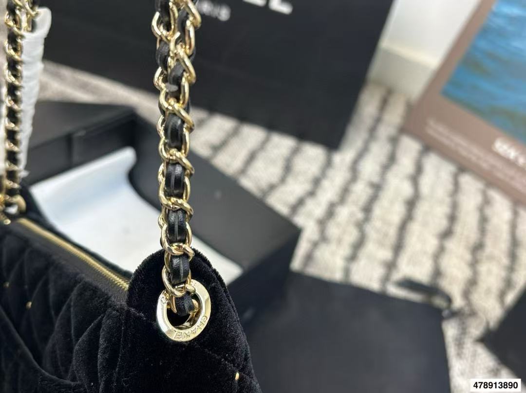 CHANE1 ベルベットパールチェーンバッグ【50％割引+送料無料】