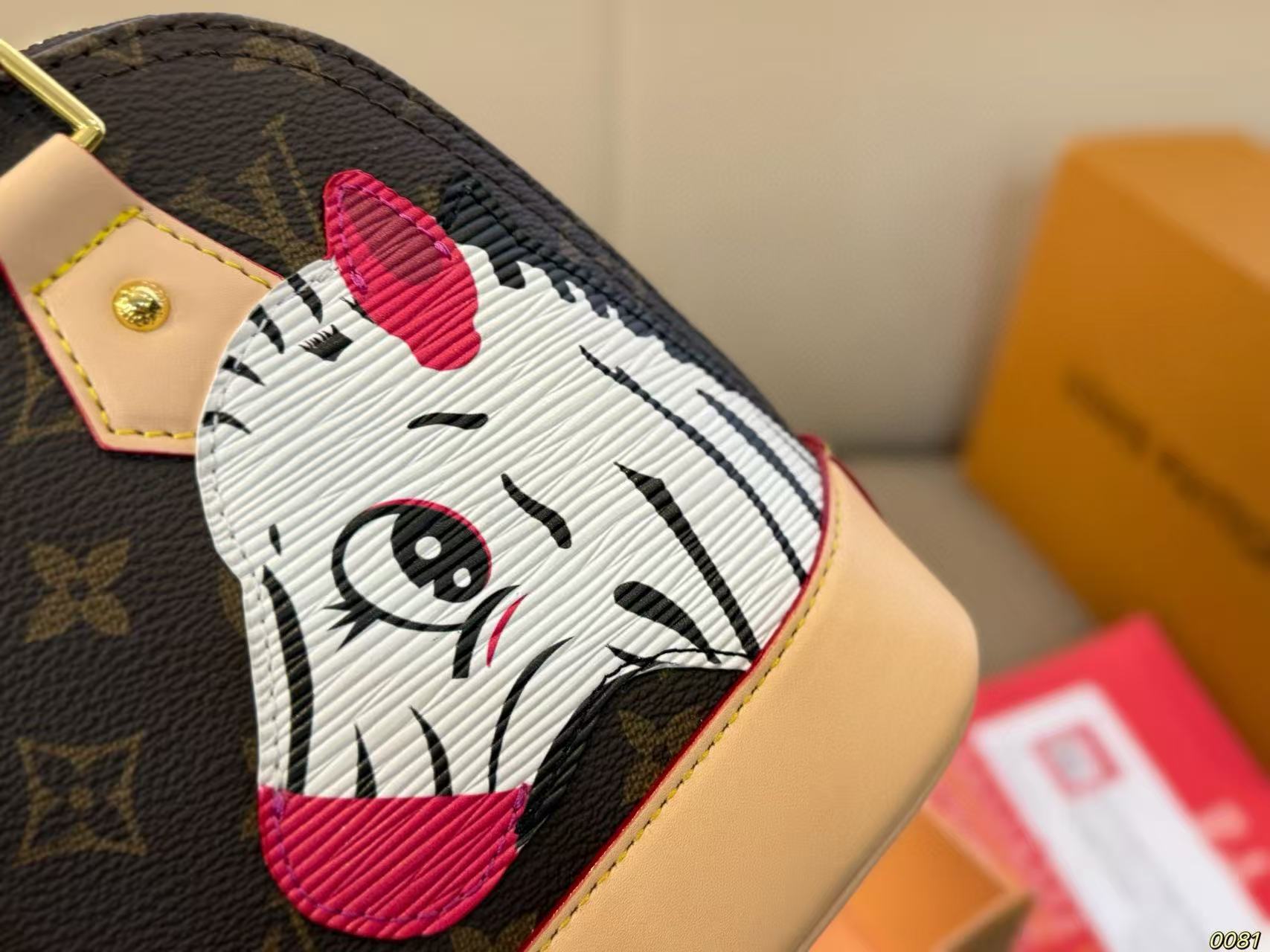 LVの新作プリントシェルバッグ【50％割引+送料無料】