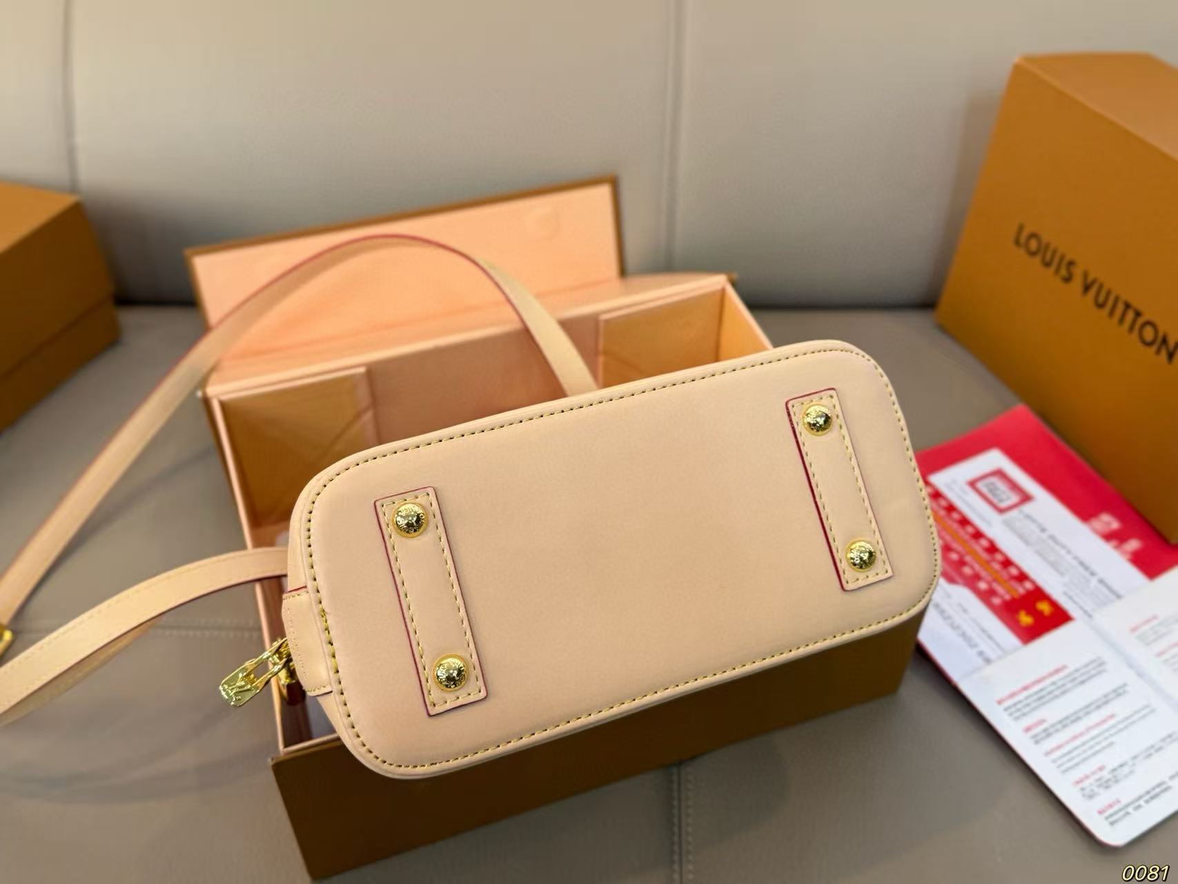 LVの新作プリントシェルバッグ【50％割引+送料無料】