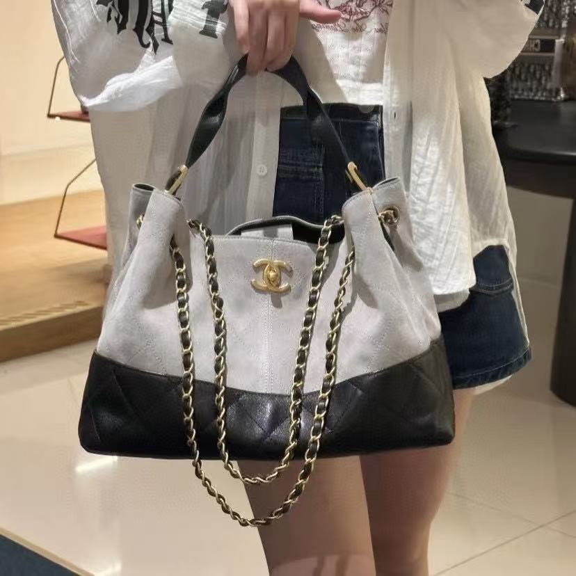 CHANE1 ディアスキンチェーンショッピングバッグ【50％割引+送料無料】