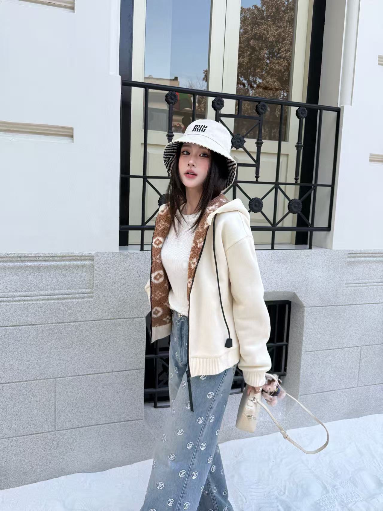 LVフード付きジャケット【50％割引+送料無料】