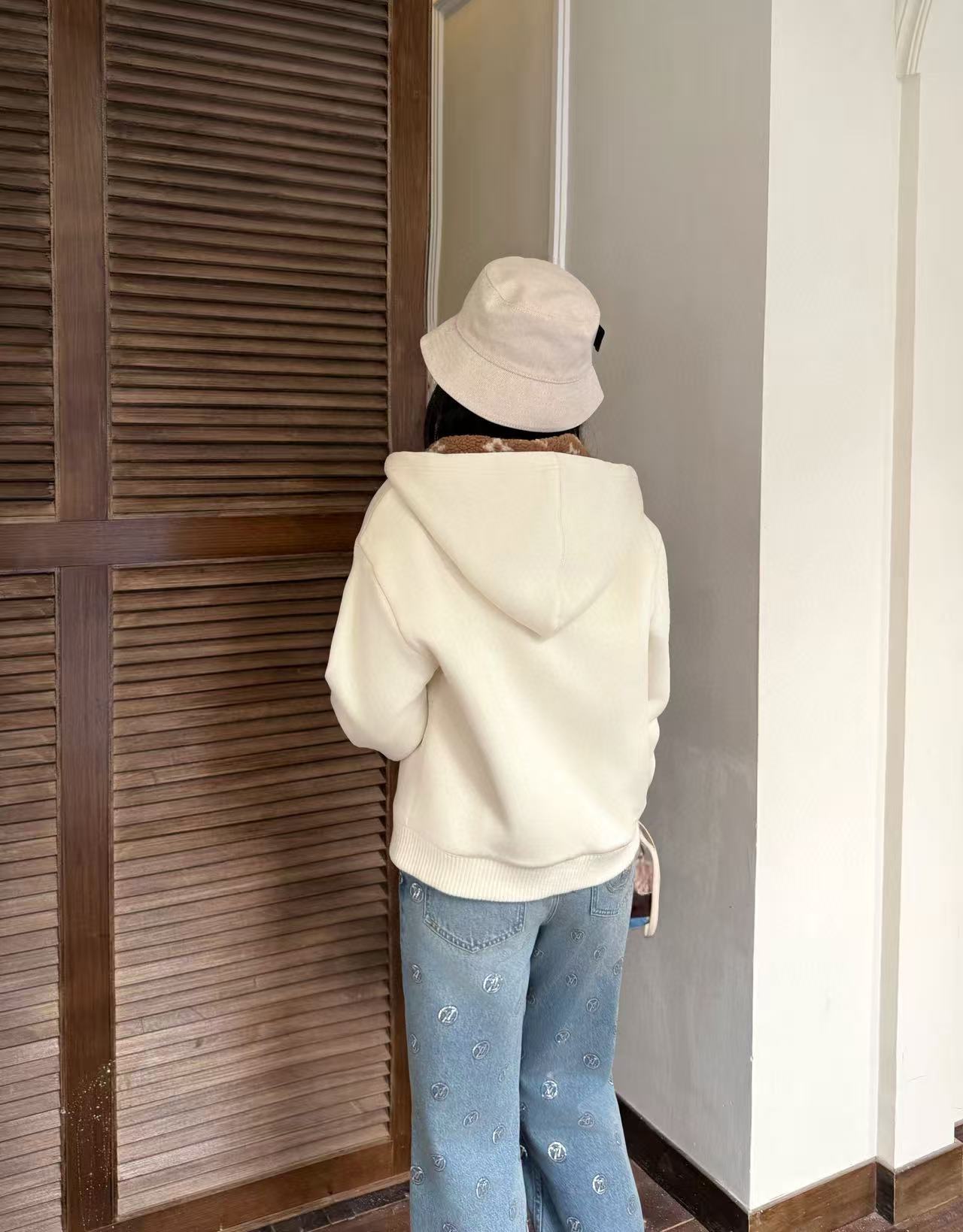 LVフード付きジャケット【50％割引+送料無料】