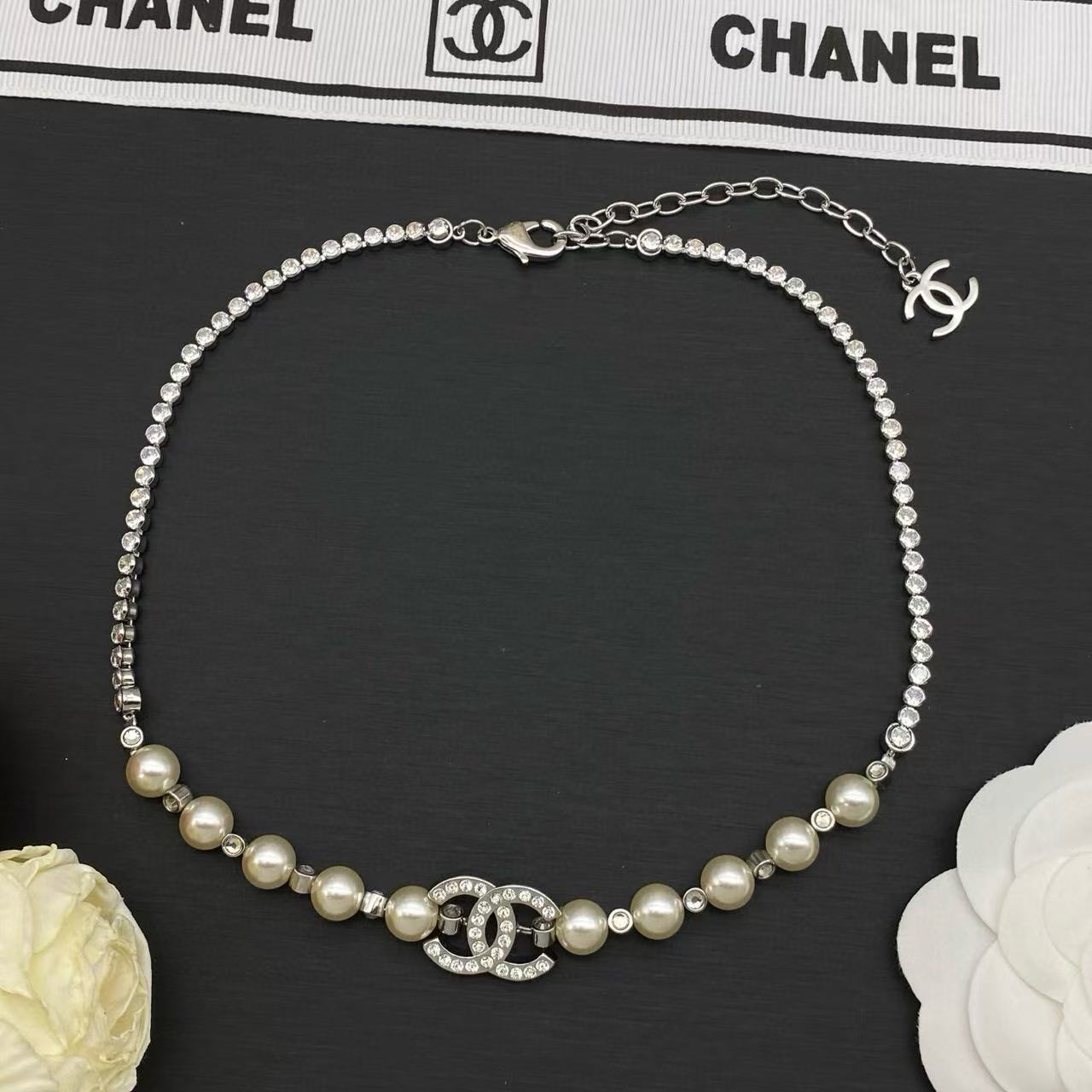CHANE1 ダブルC ダイヤモンド＆パールネックレス【50％割引+送料無料】