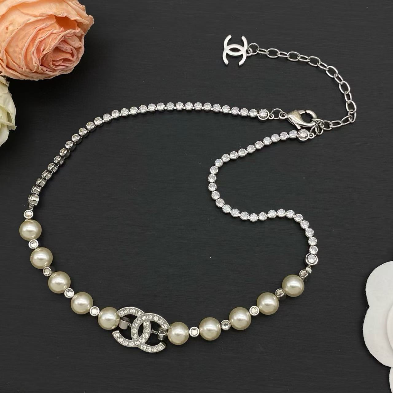 CHANE1 ダブルC ダイヤモンド＆パールネックレス【50％割引+送料無料】
