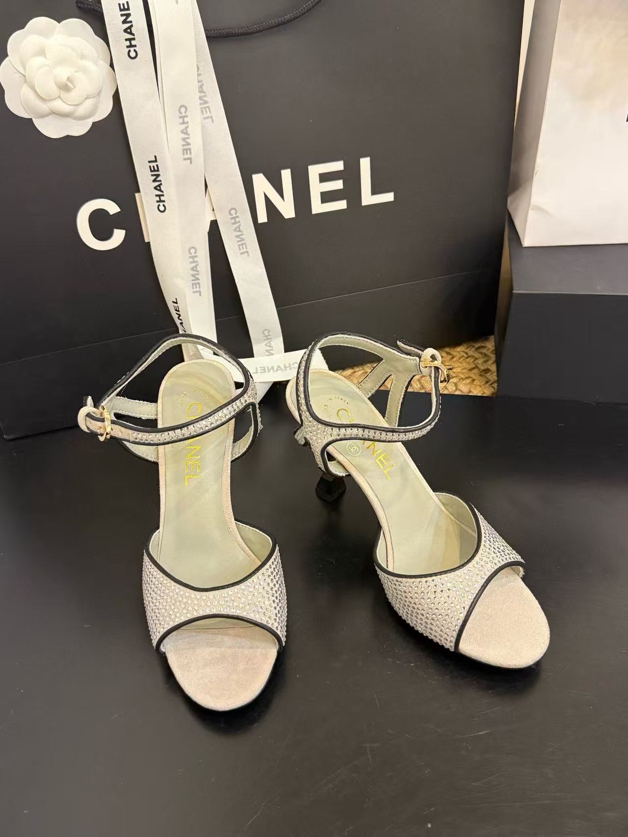 CHANE1 高品質ビーズハイヒール【50％割引+送料無料】